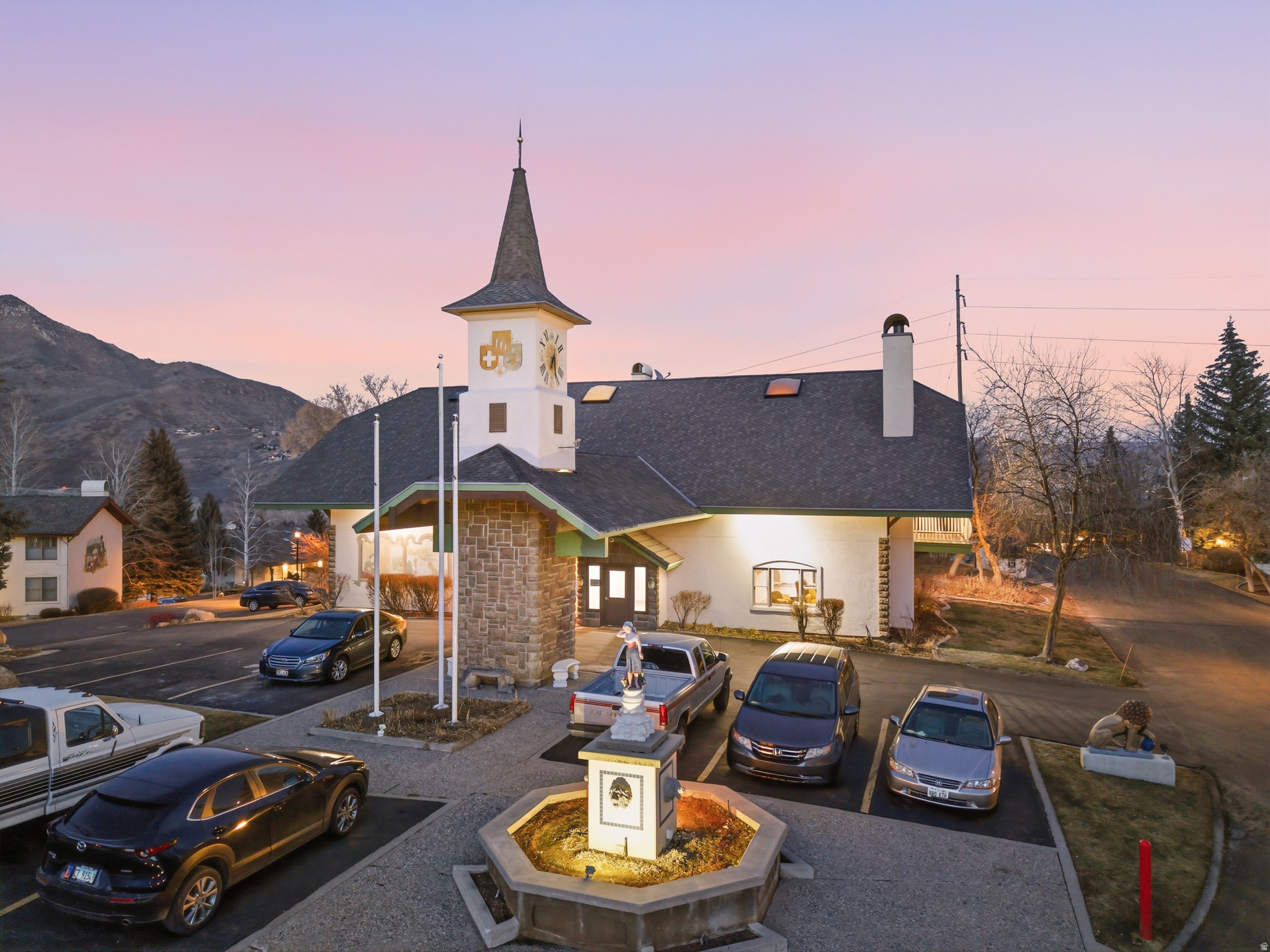 main property photo 34
