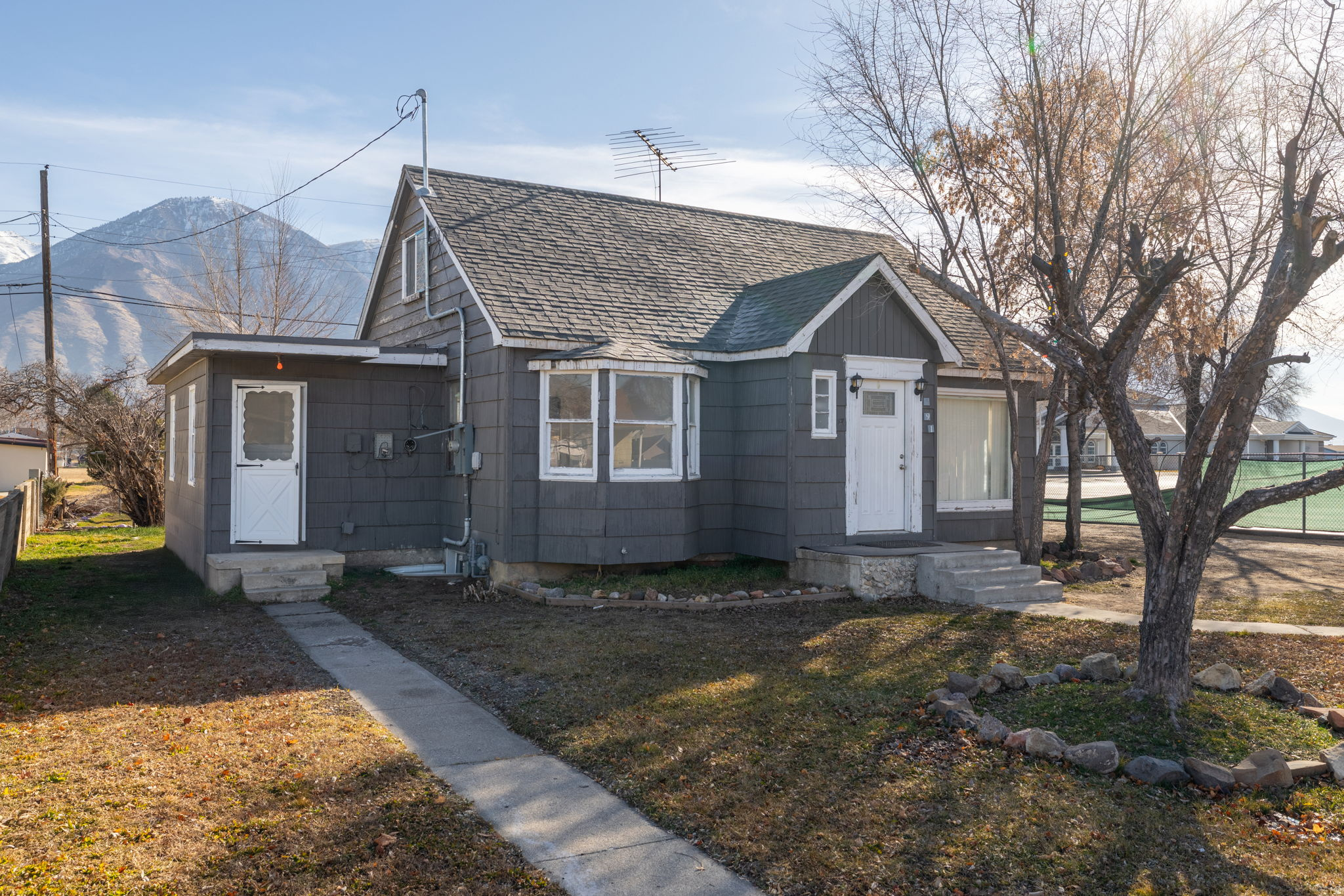 main property photo 36
