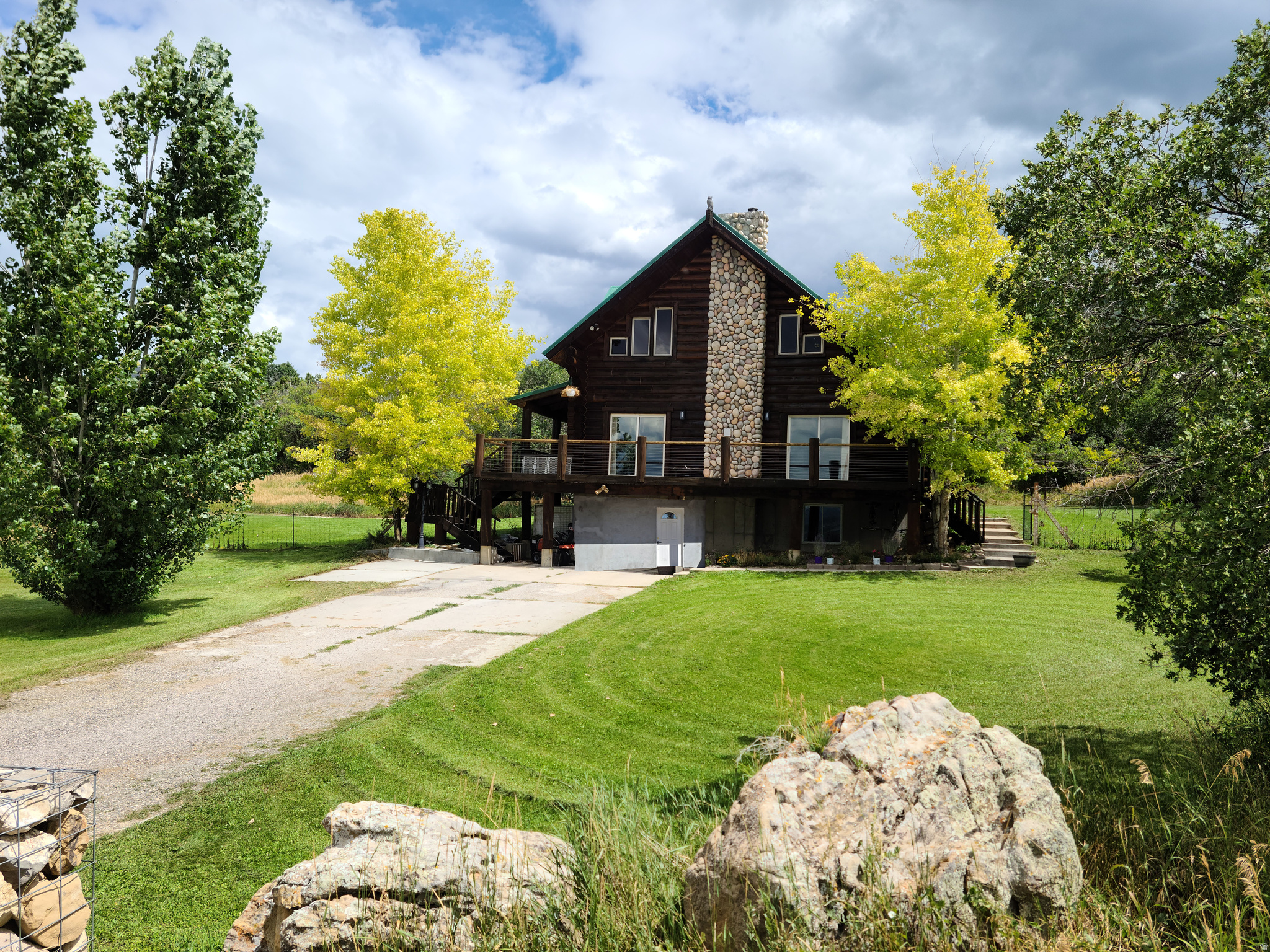 main property photo 2
