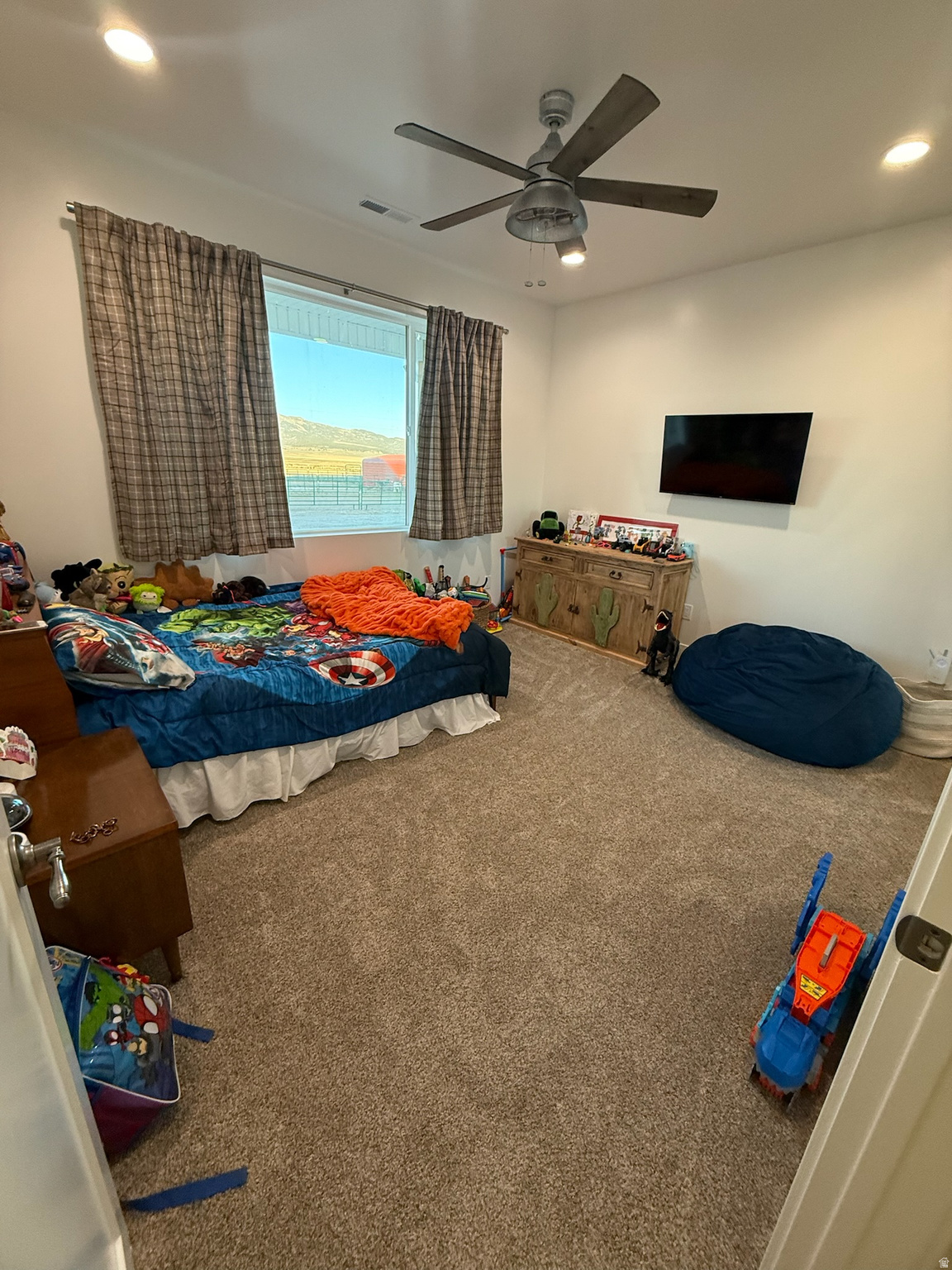main property photo 7
