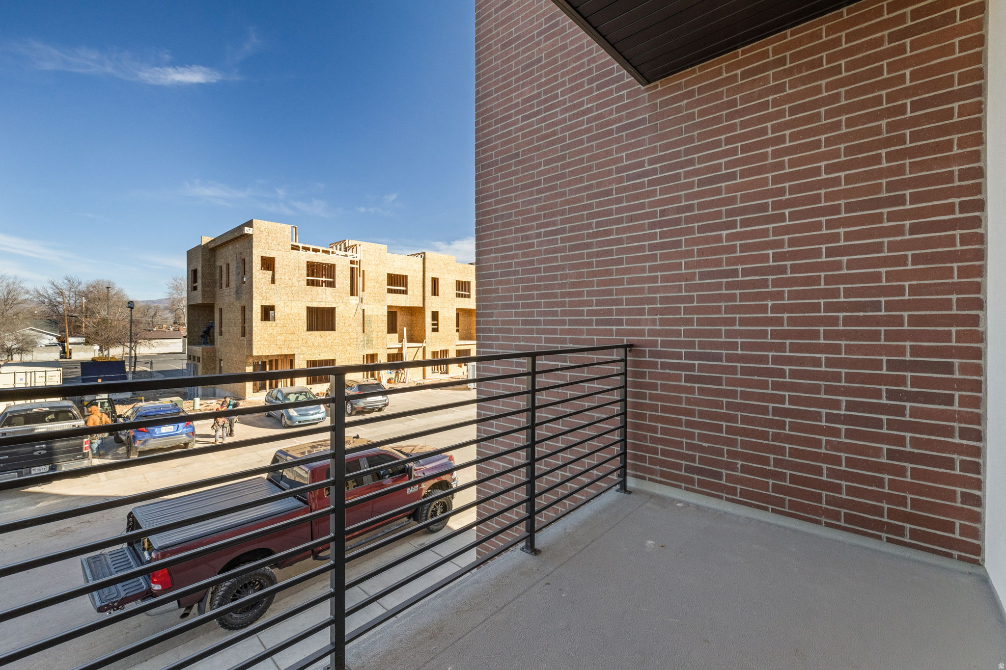 main property photo 11