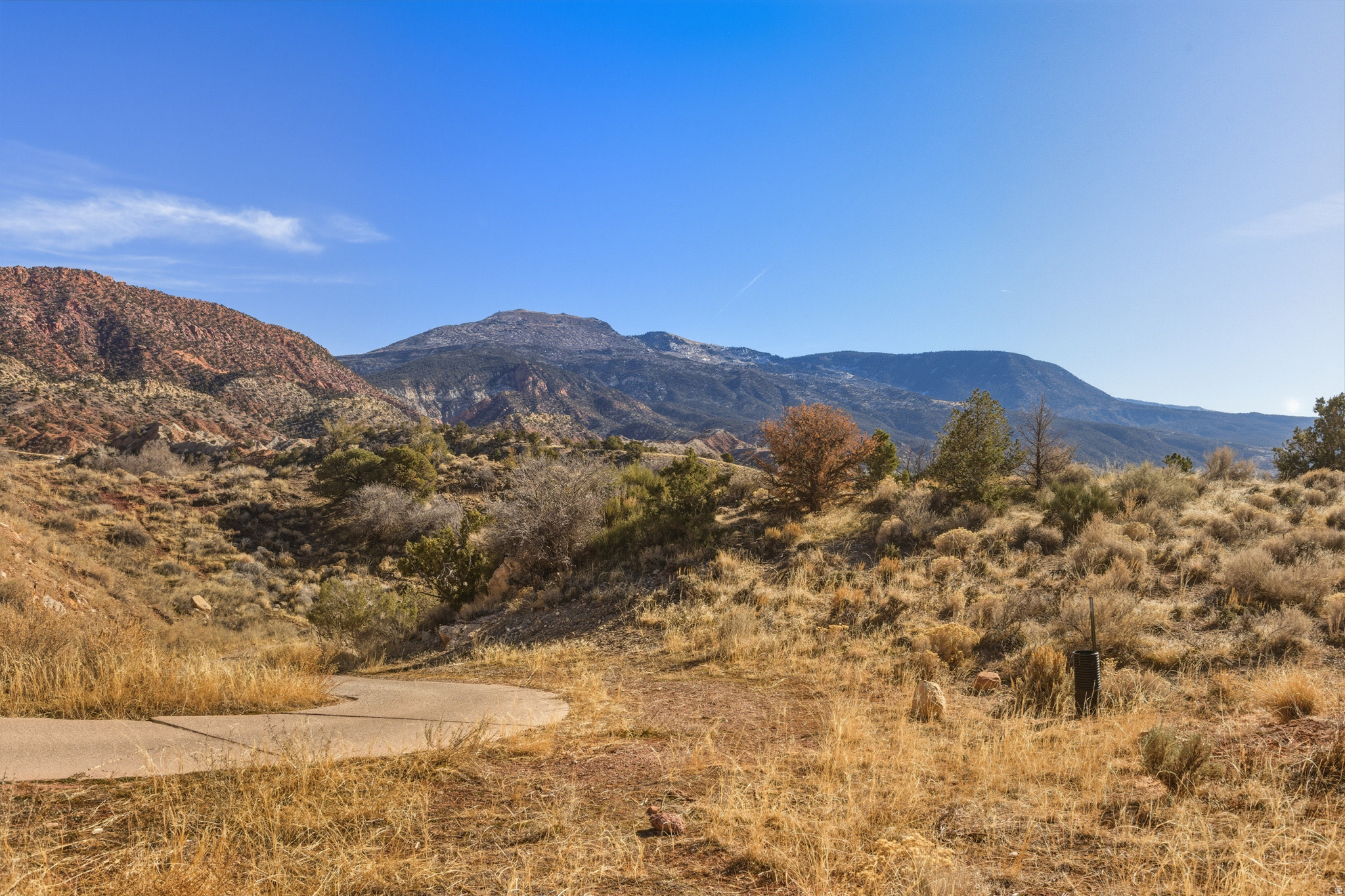 main property photo 31