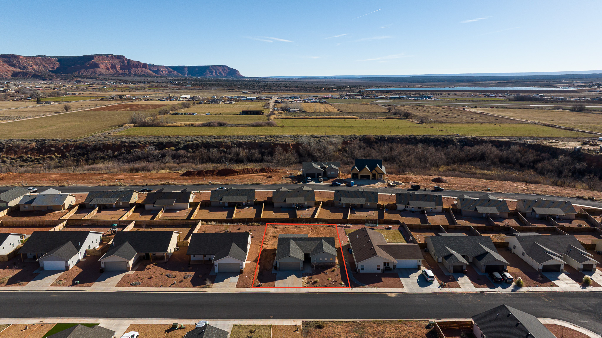 main property photo 22