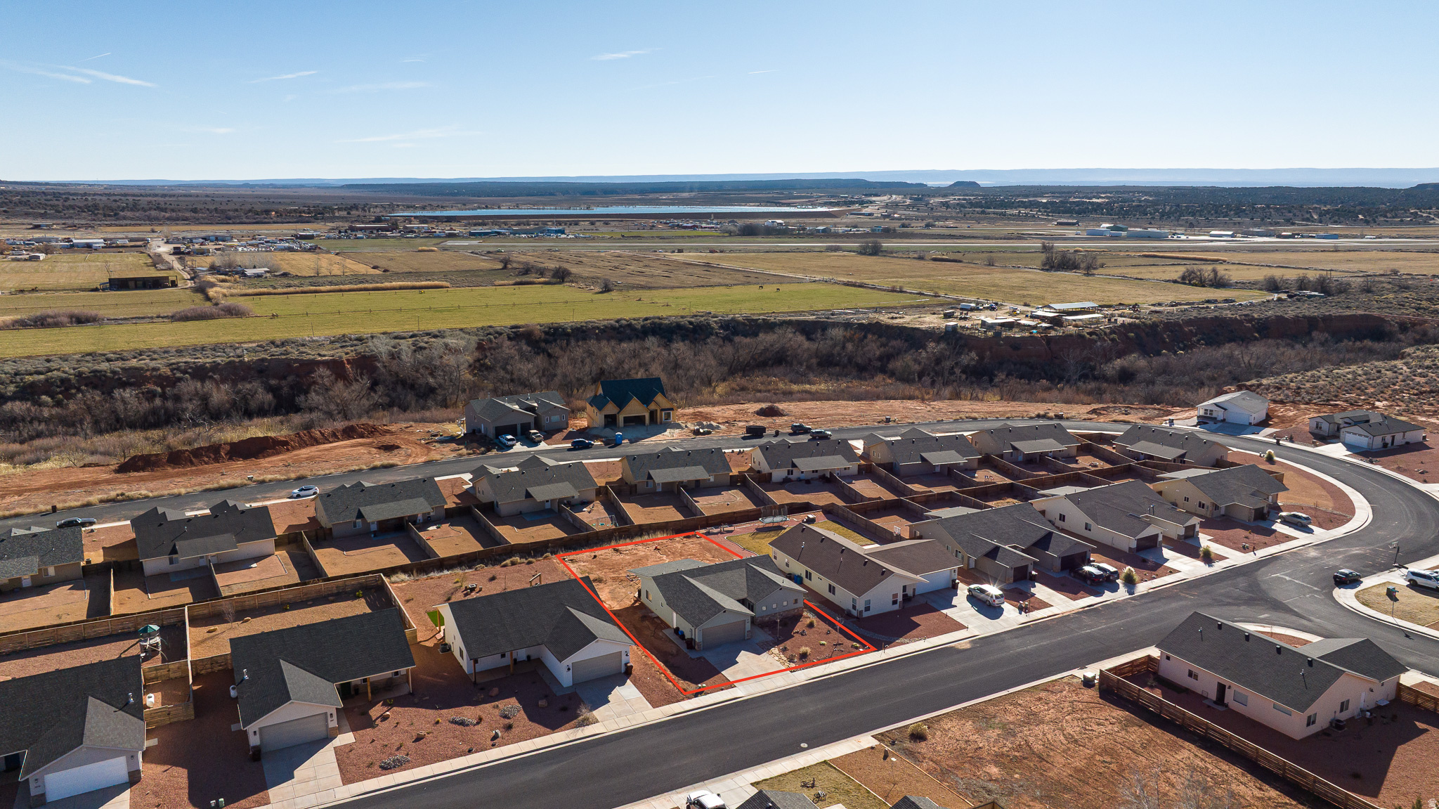 main property photo 26