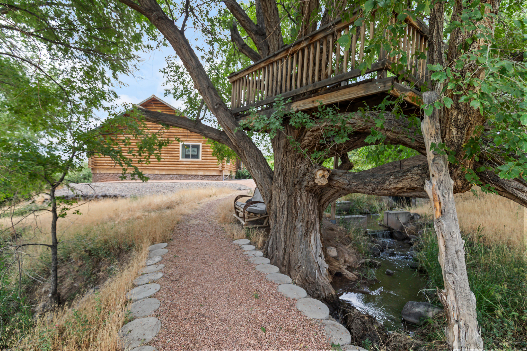 main property photo 61