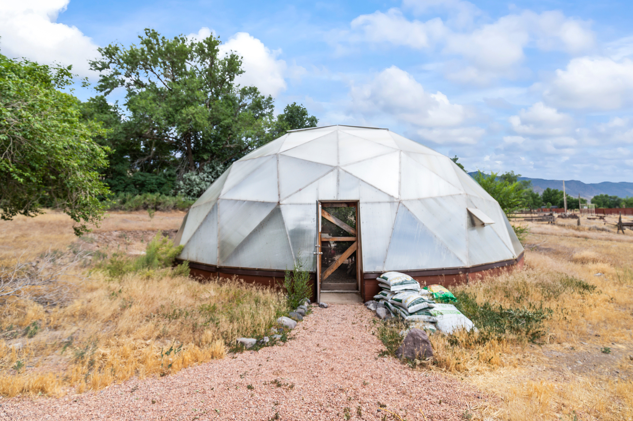 main property photo 63