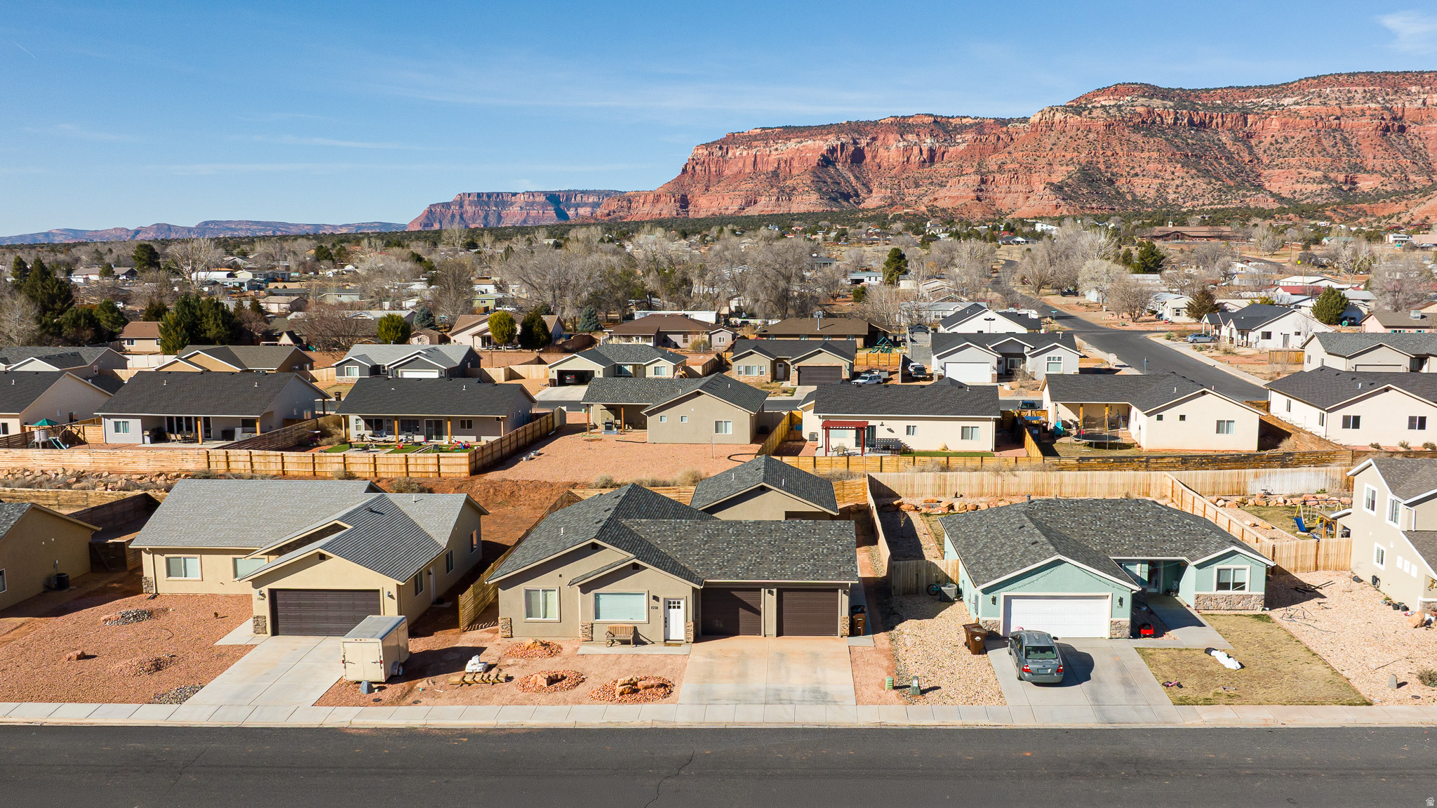 main property photo 38