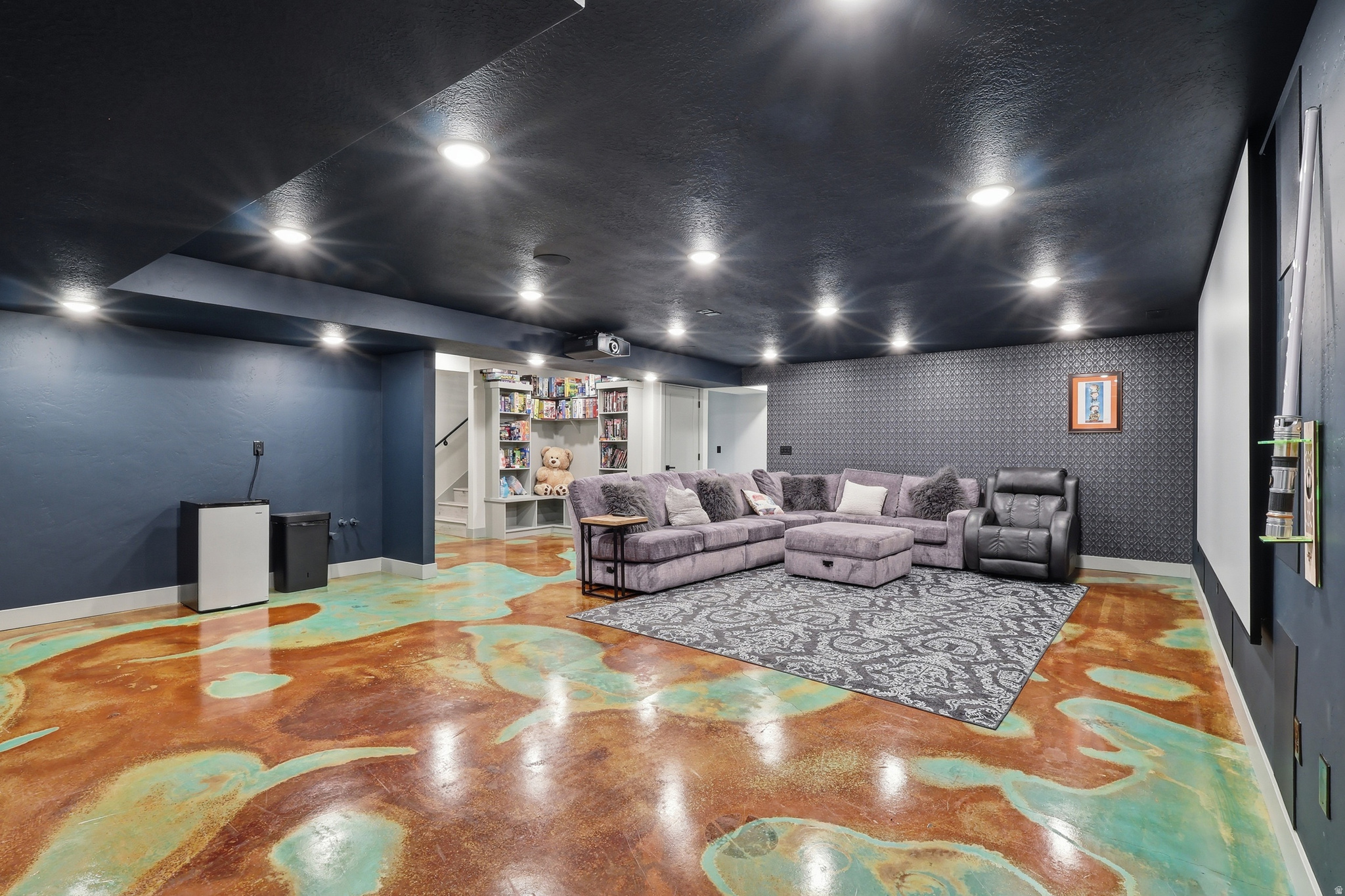 main property photo 22