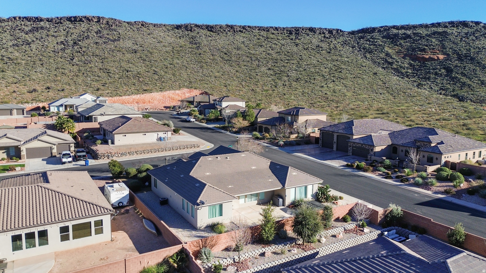 main property photo 39
