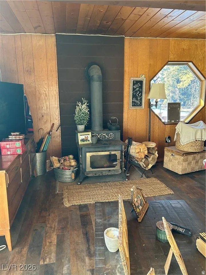 main property photo 19