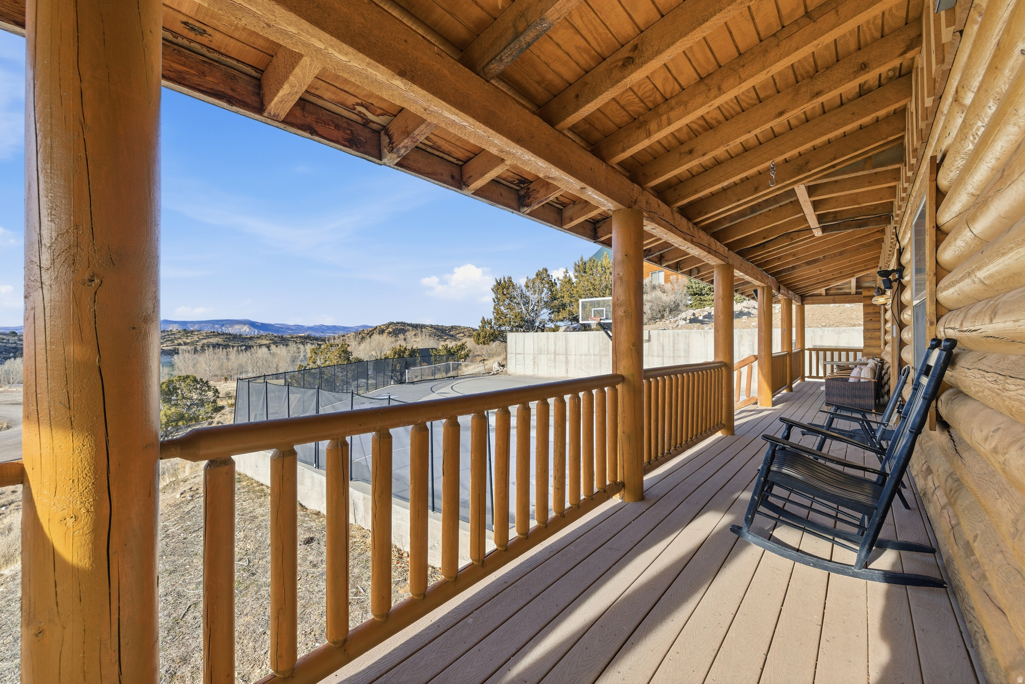 main property photo 11
