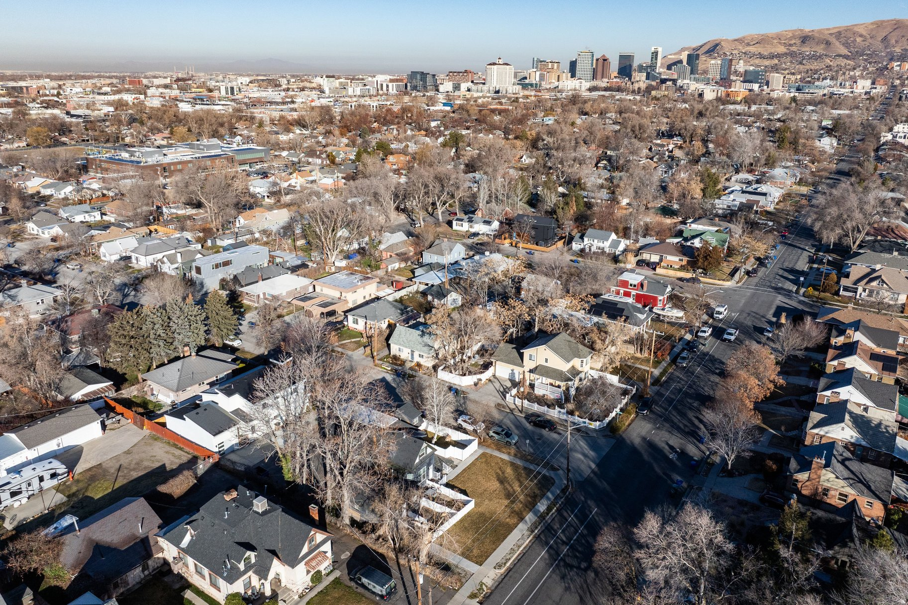 main property photo 29