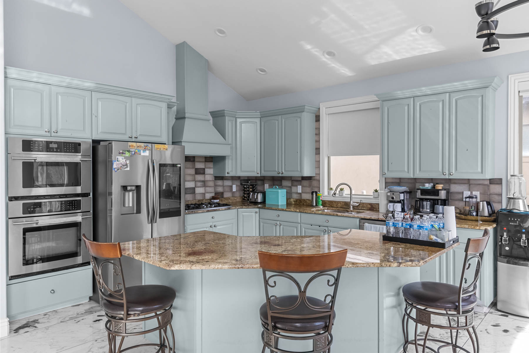 main property photo 10