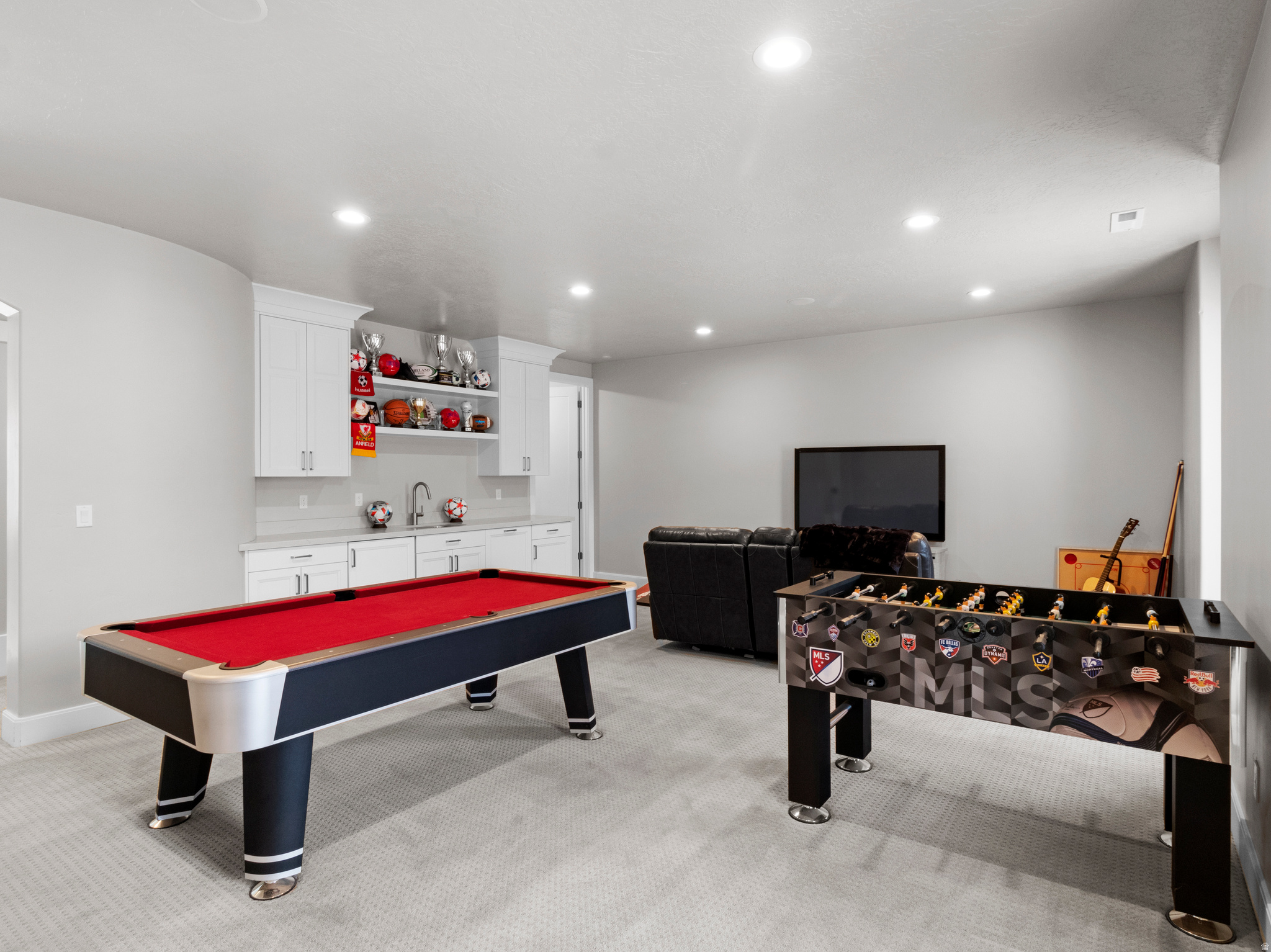 main property photo 68