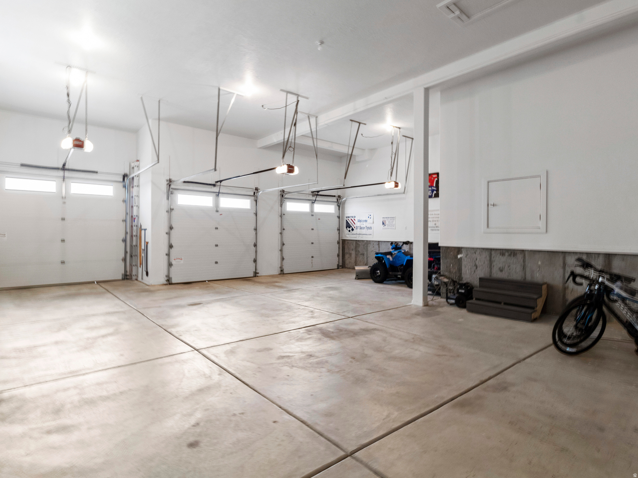 main property photo 74