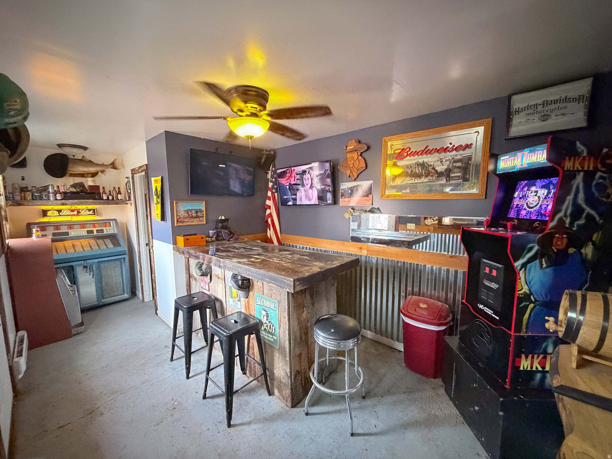 main property photo 28