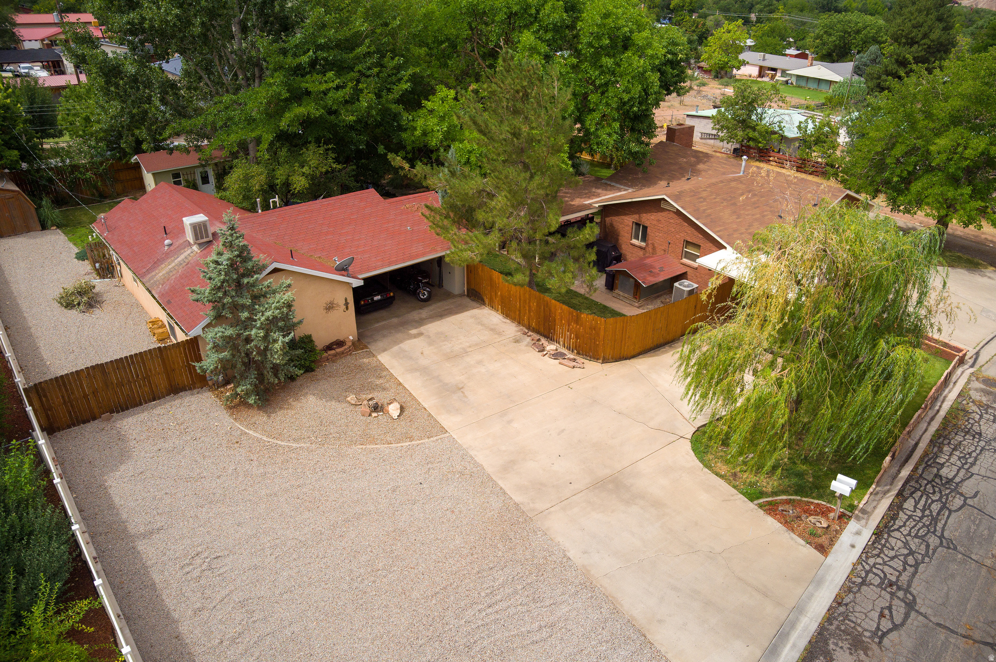 main property photo 43