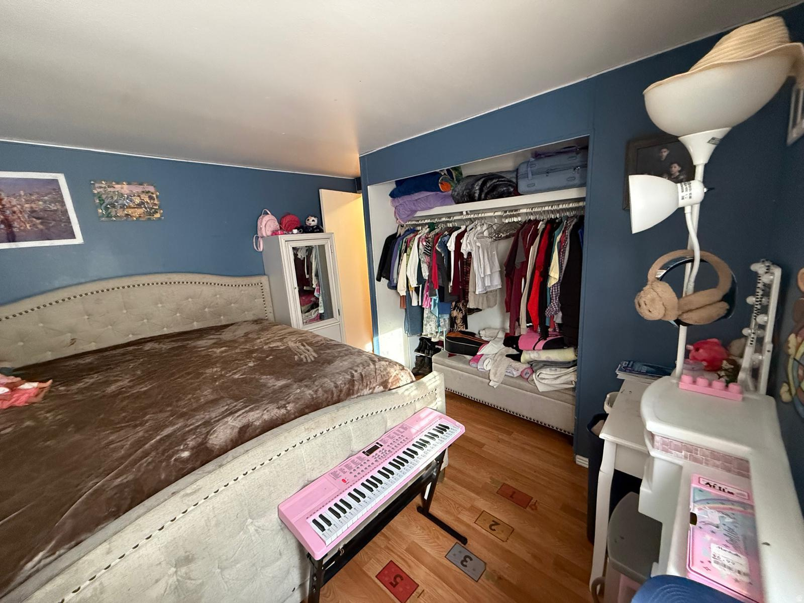 main property photo 6