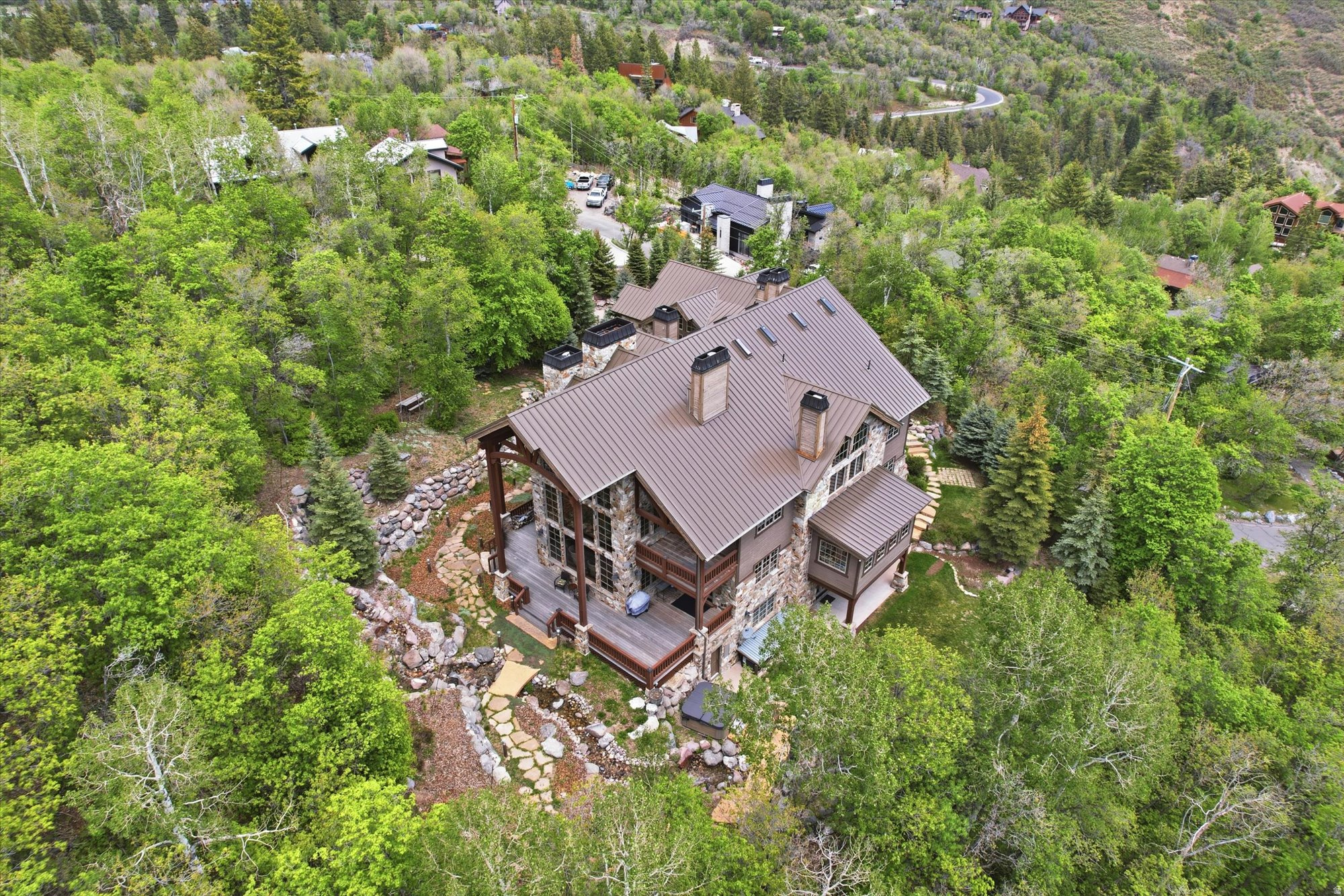 main property photo 2