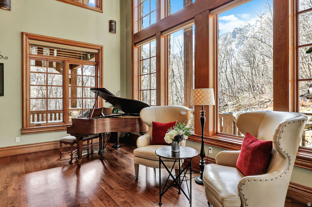 main property photo 23