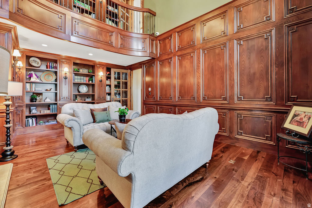 main property photo 45