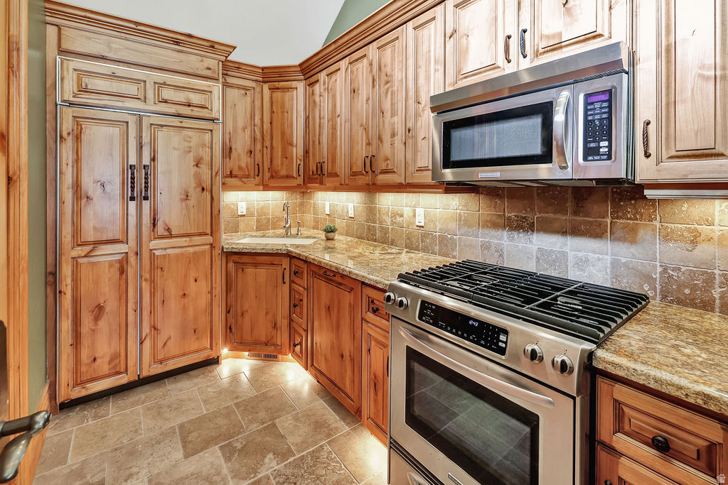 main property photo 66
