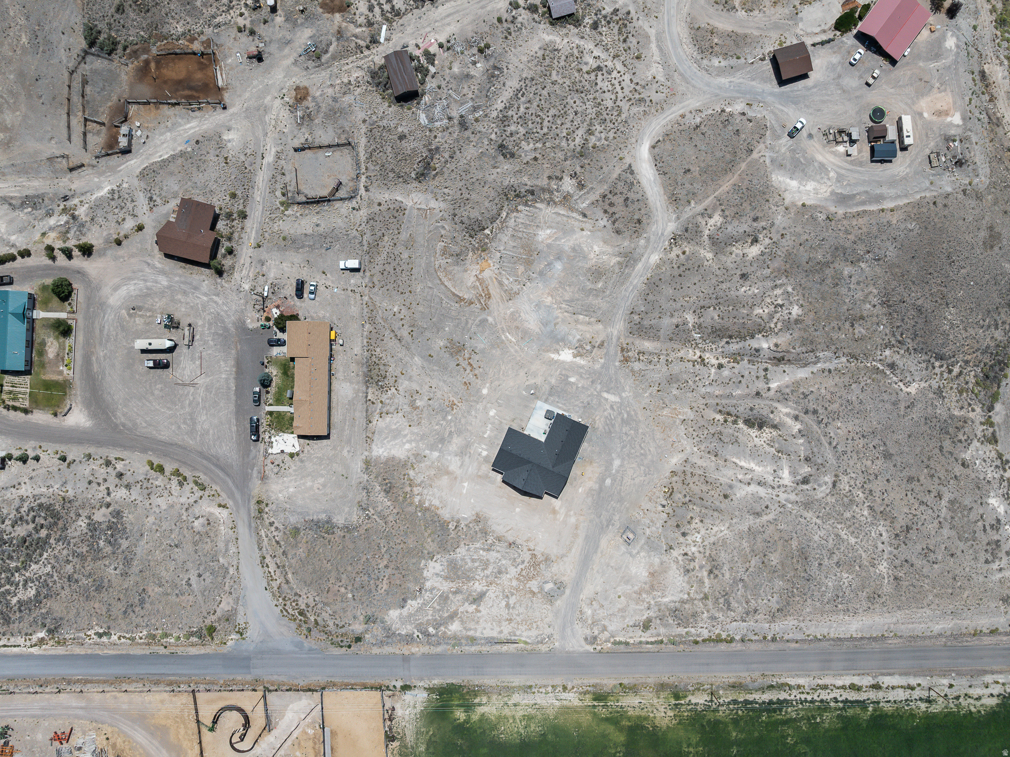 main property photo 41