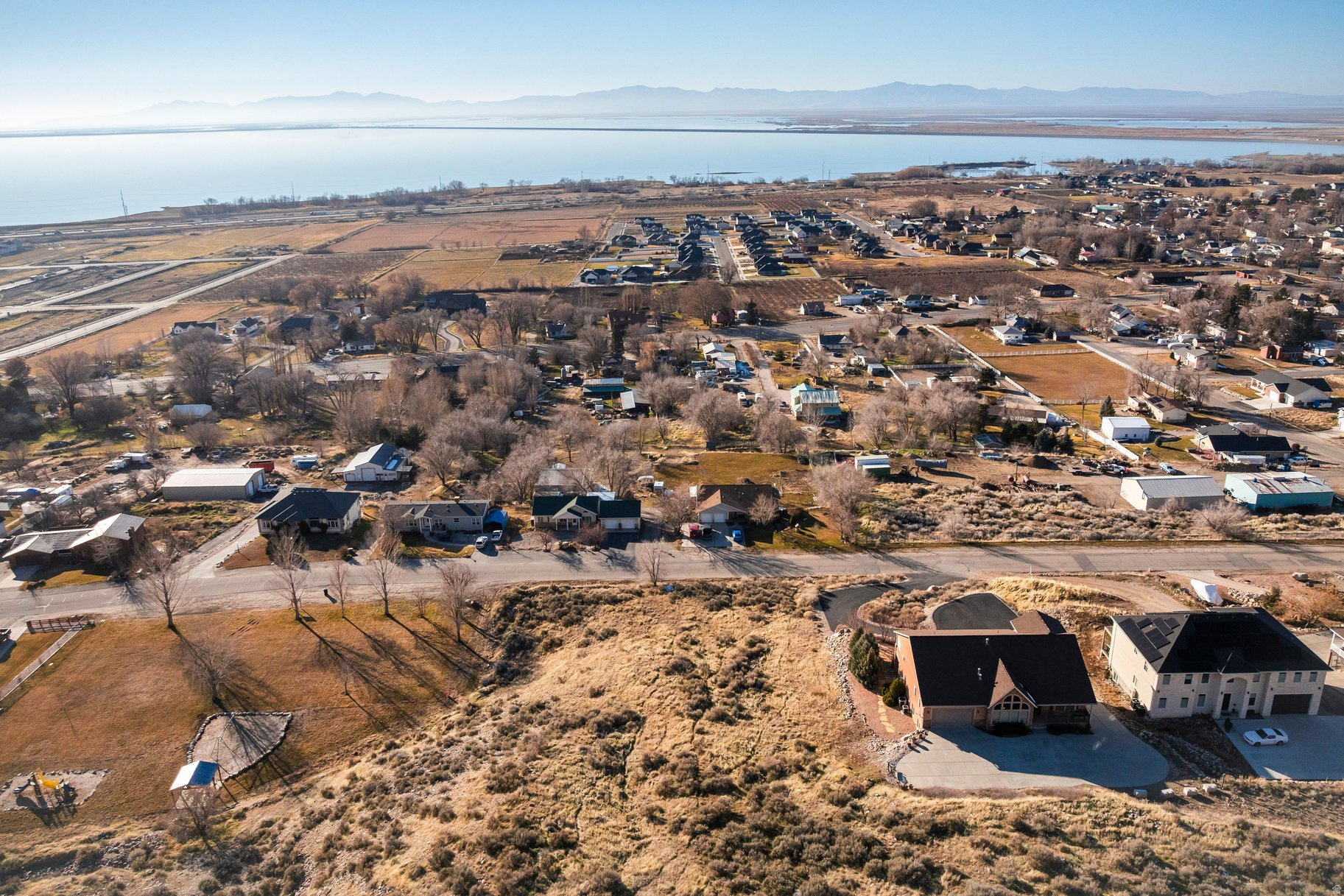 main property photo 16