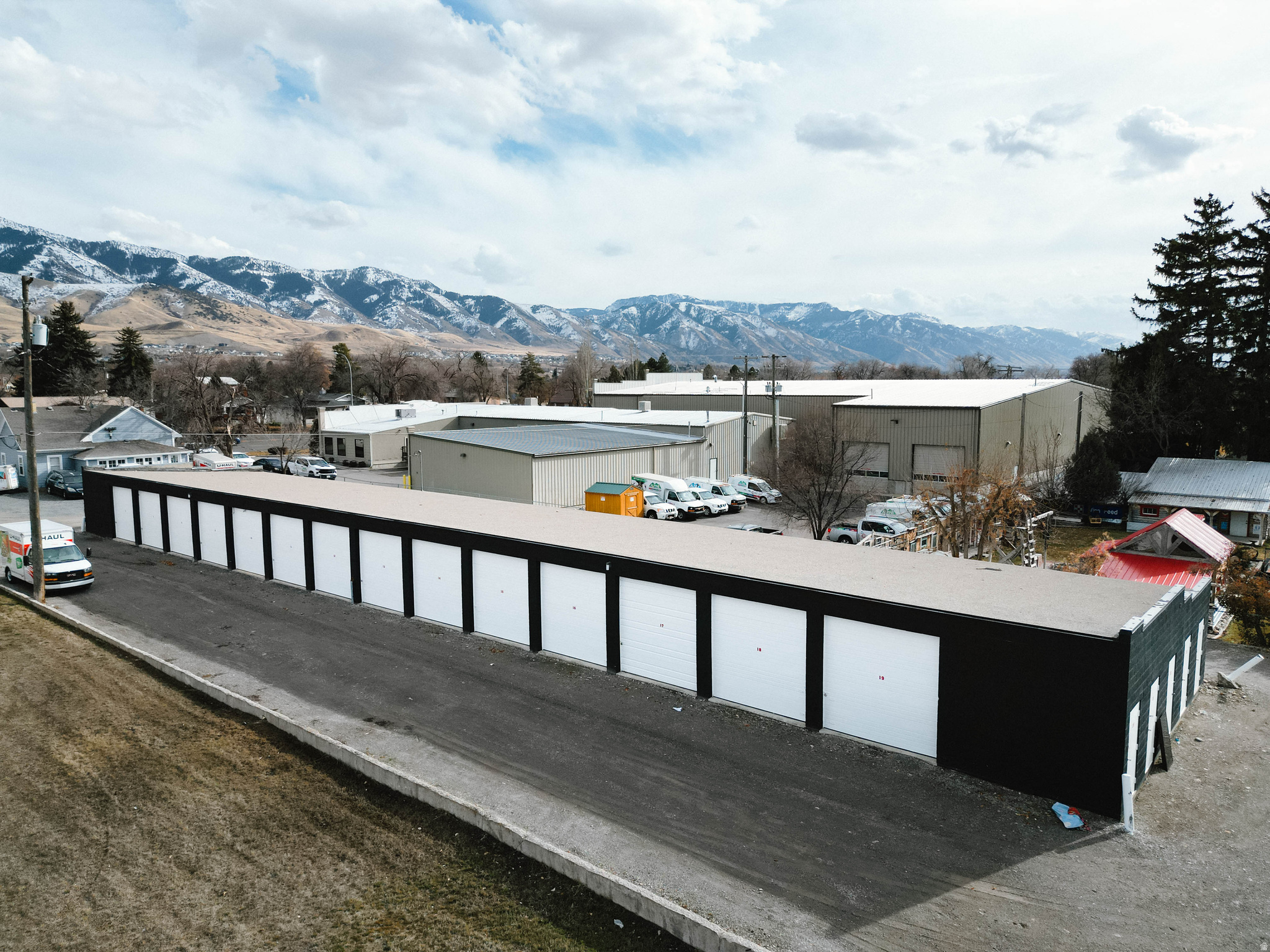 main property photo 8