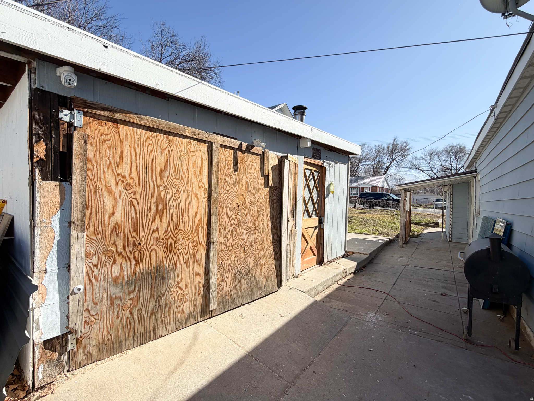 main property photo 20