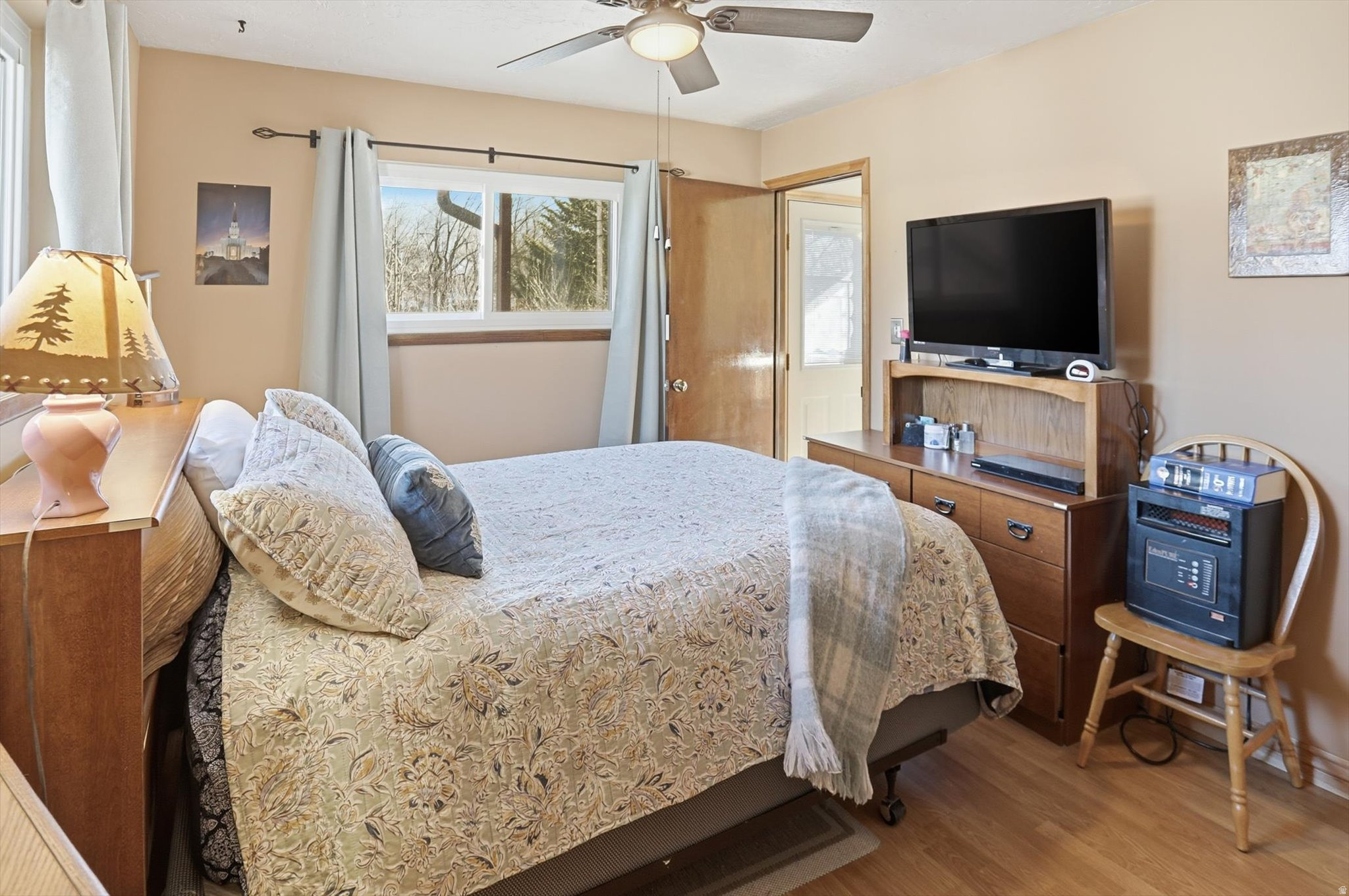 main property photo 14
