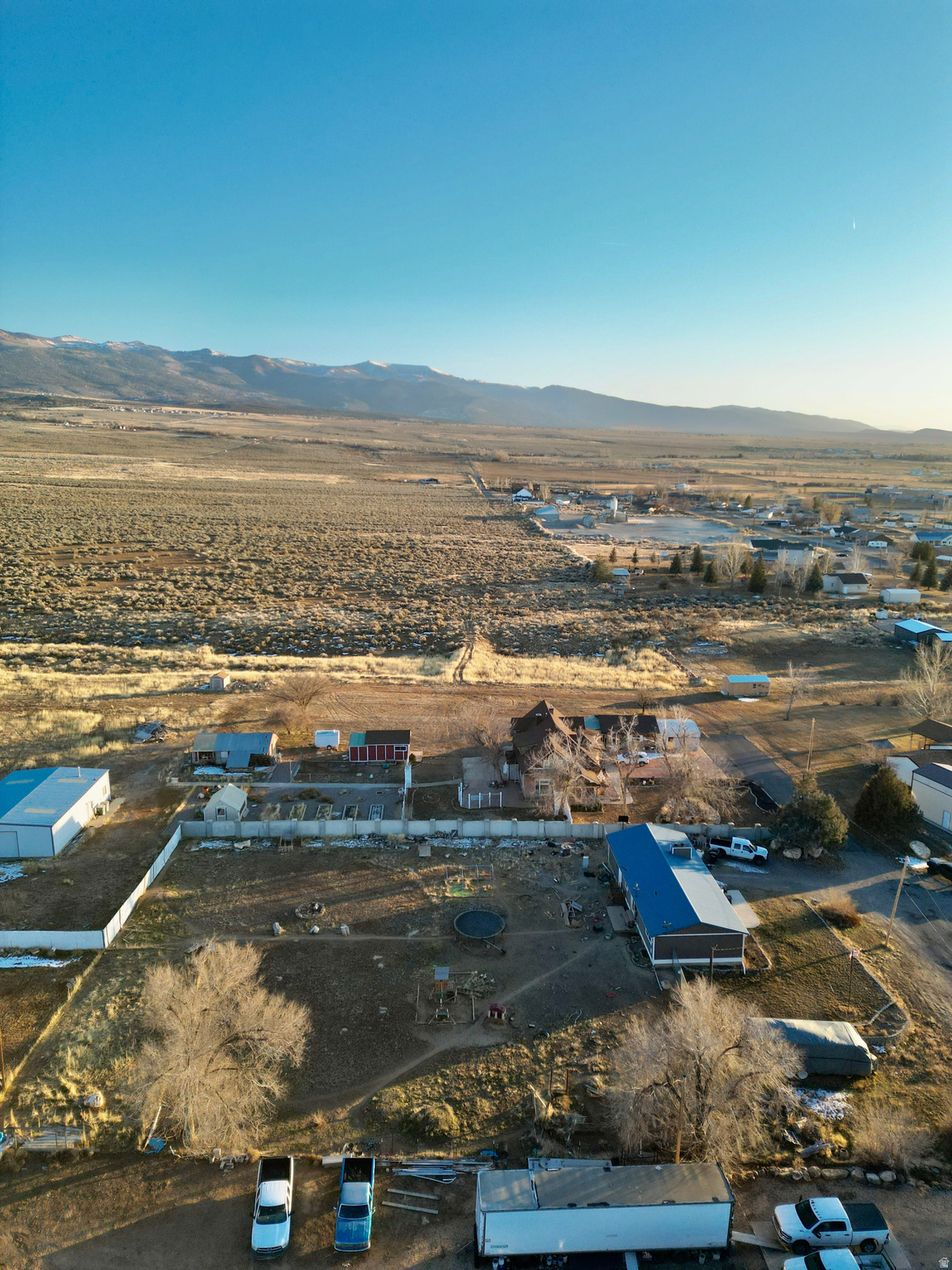 main property photo 12