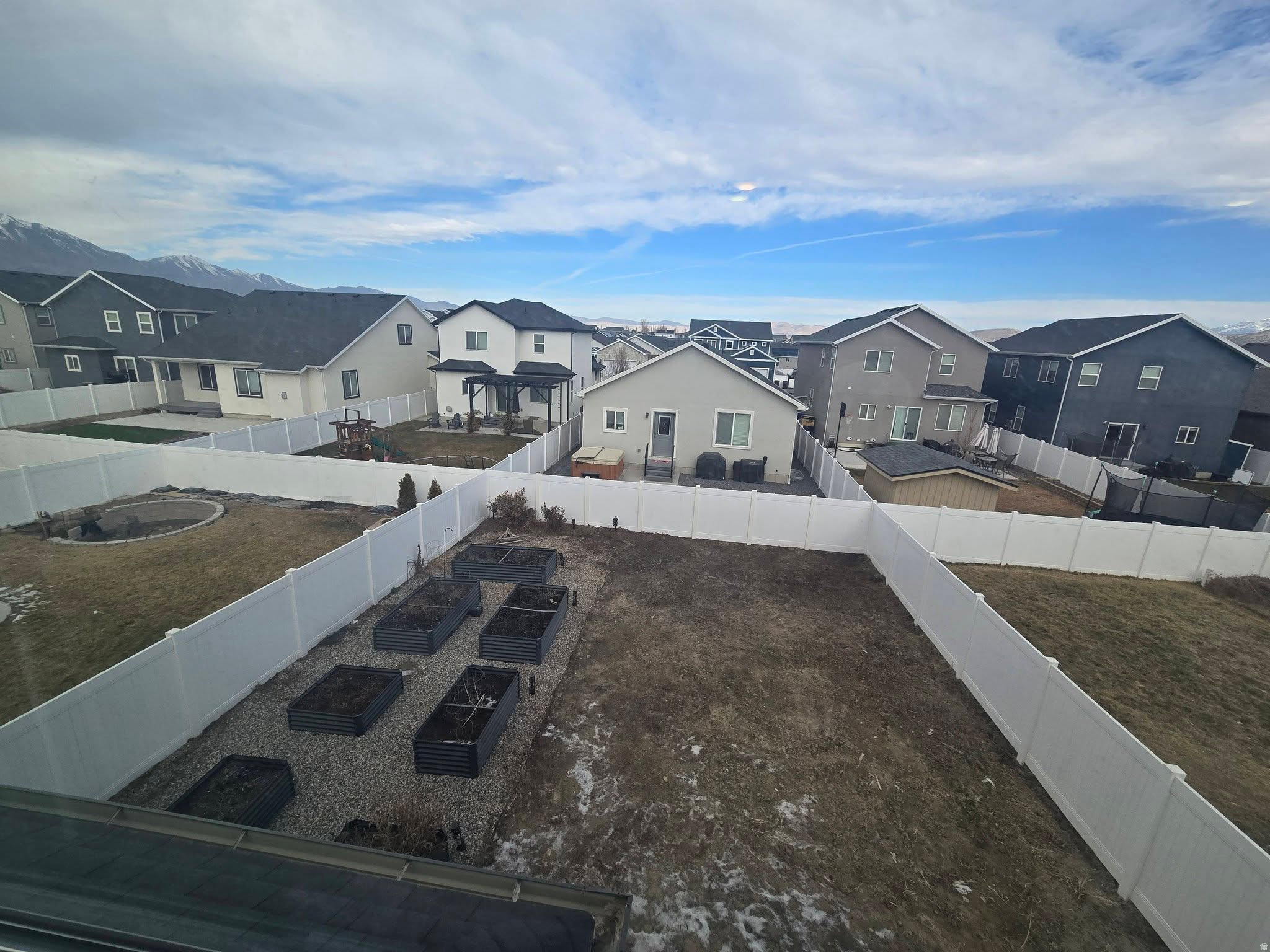 main property photo 22