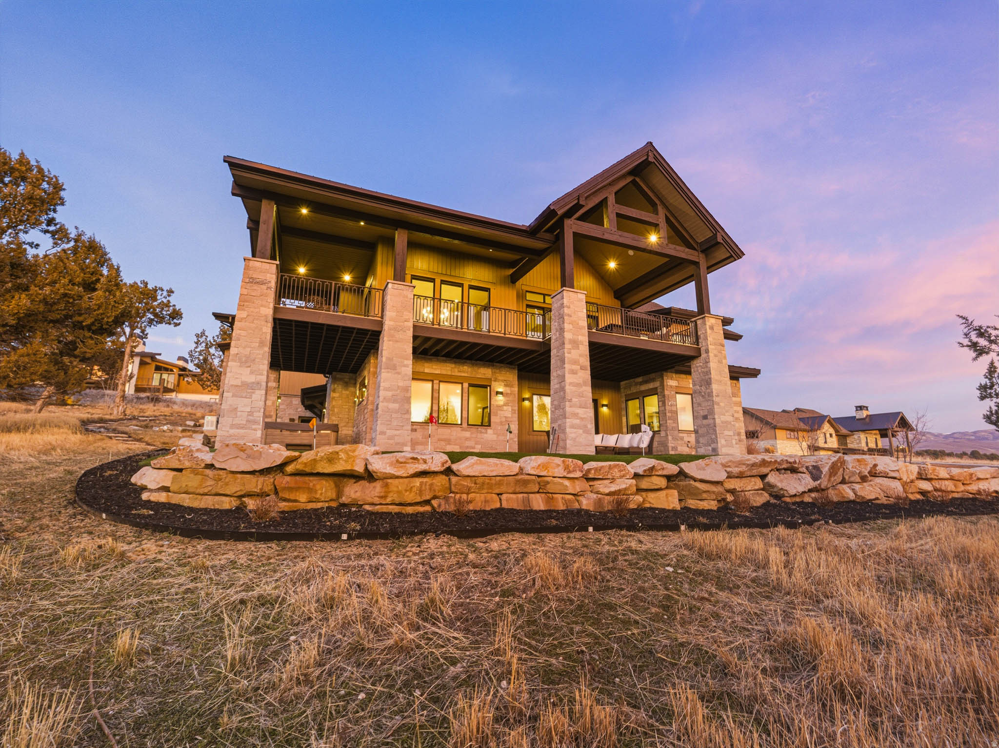 main property photo 21