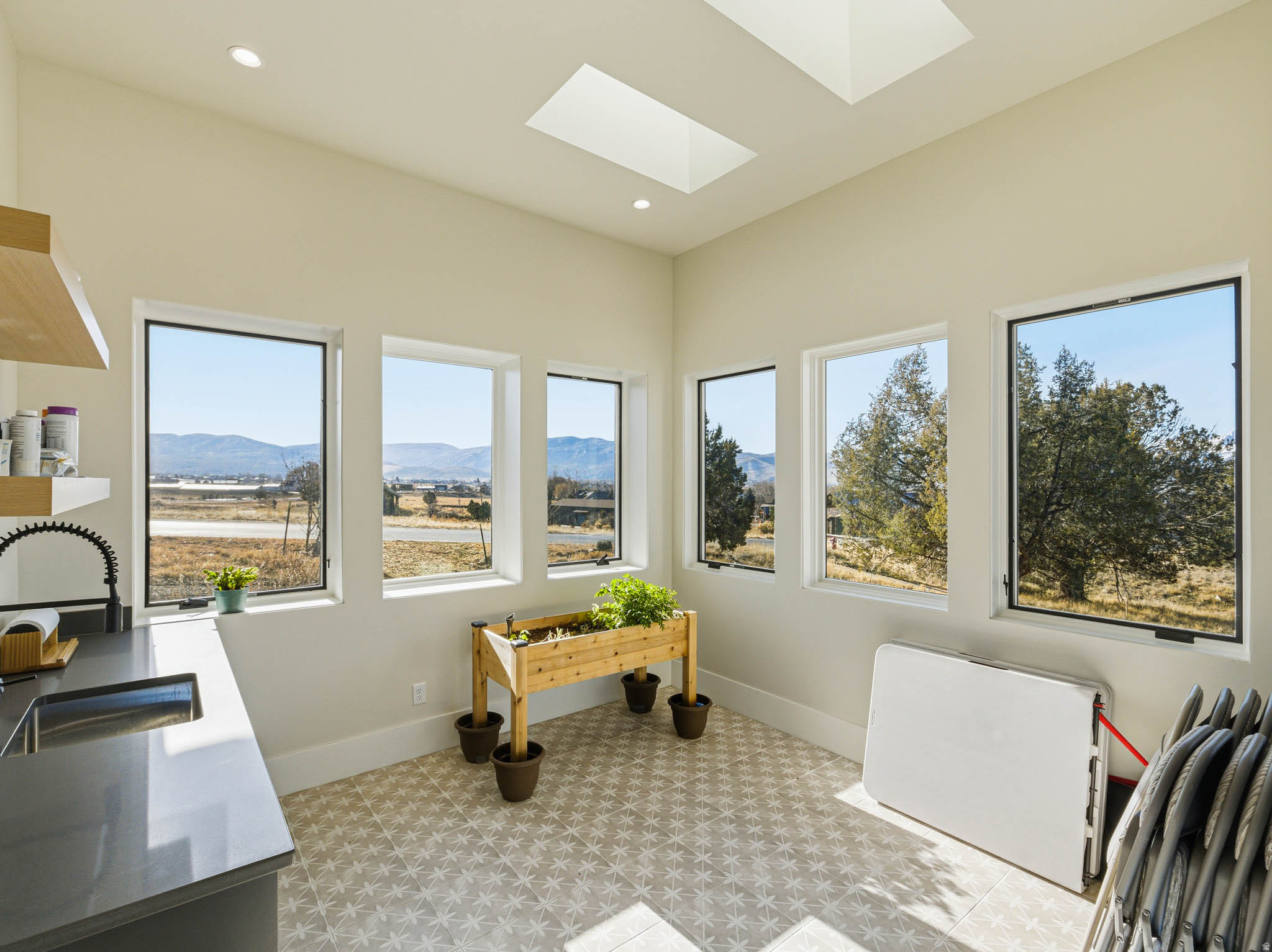 main property photo 82