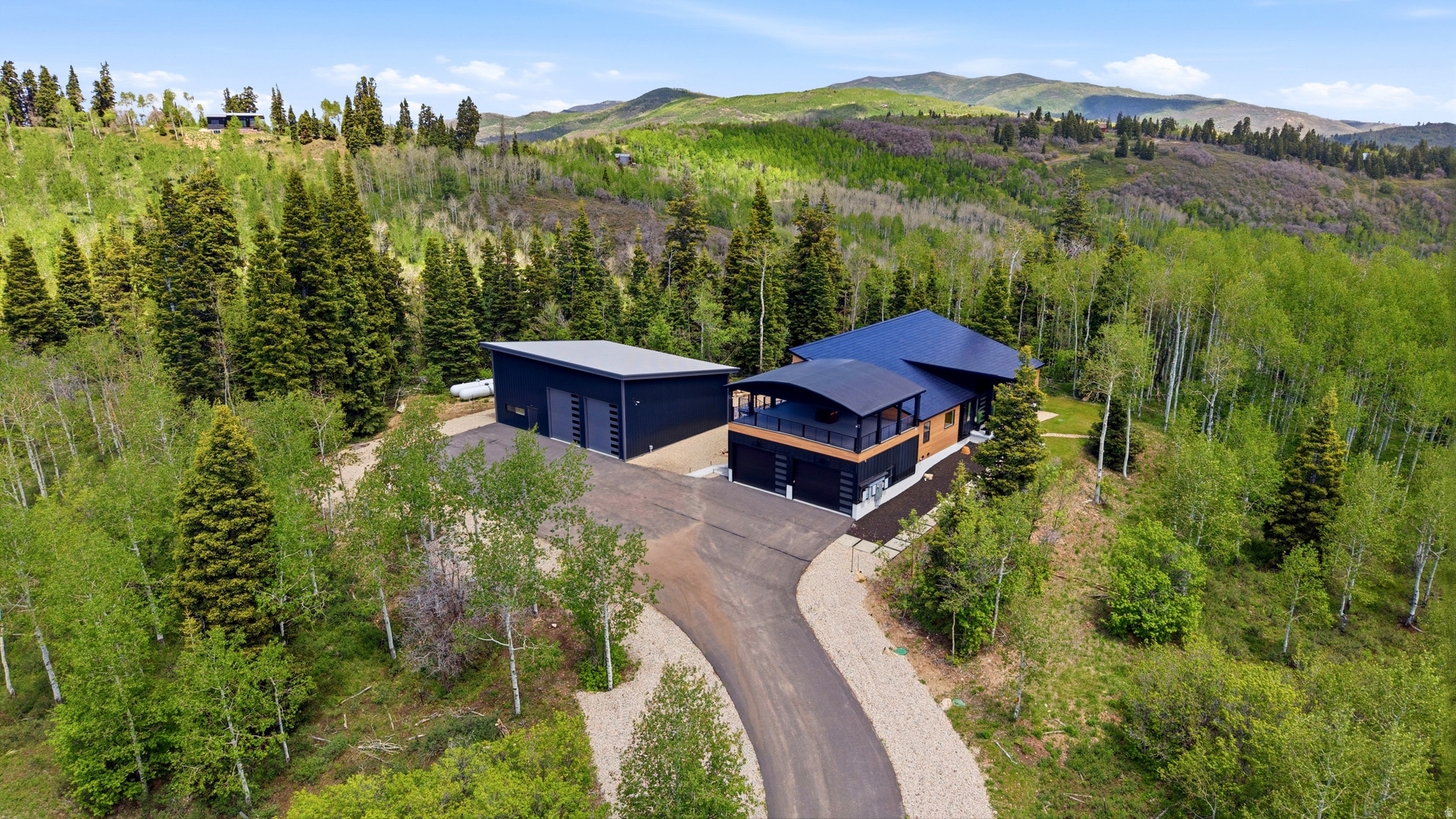 main property photo 60