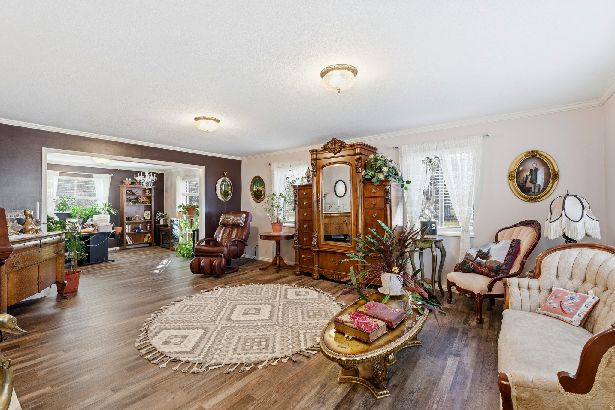 main property photo 13
