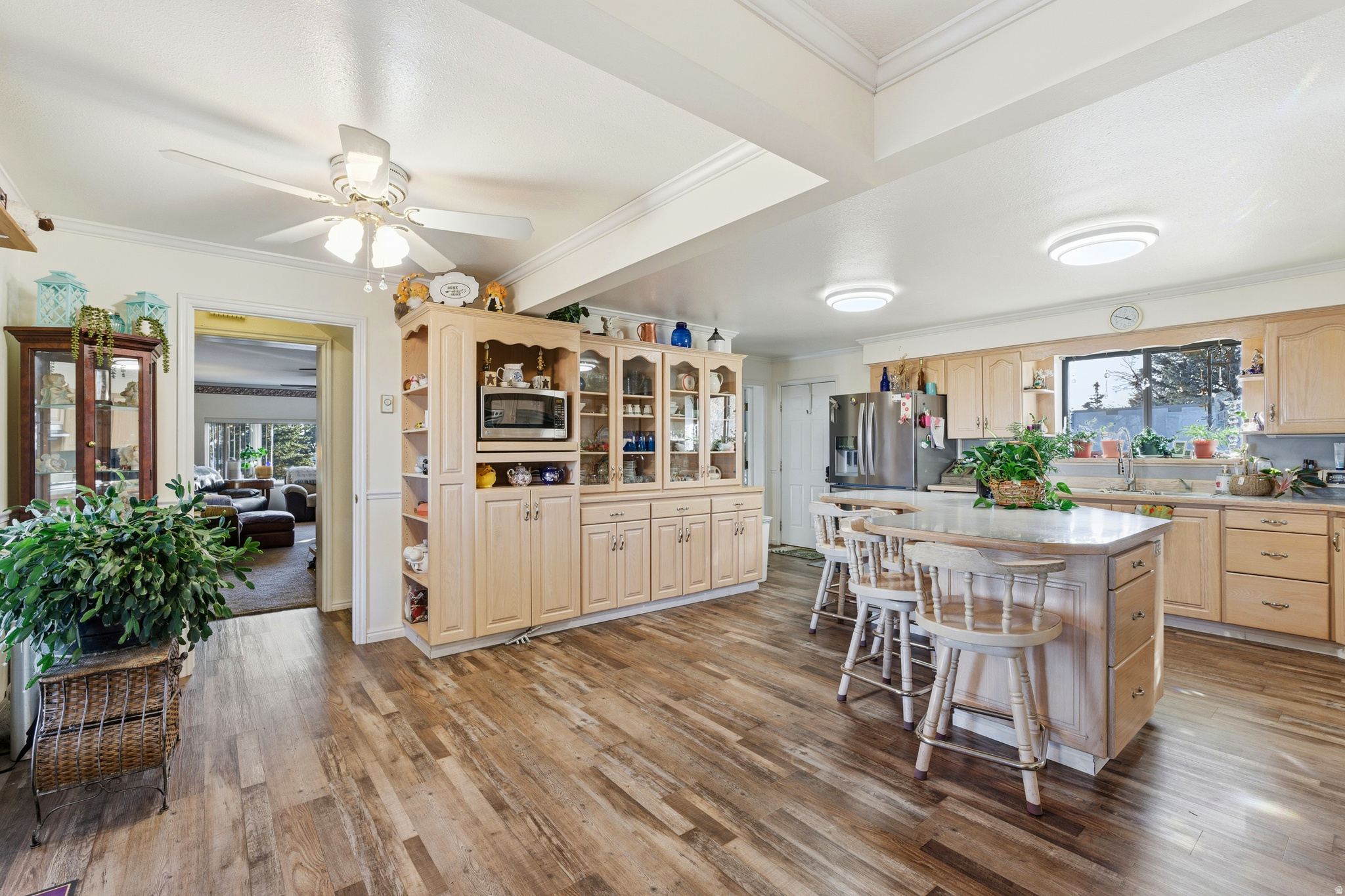 main property photo 16