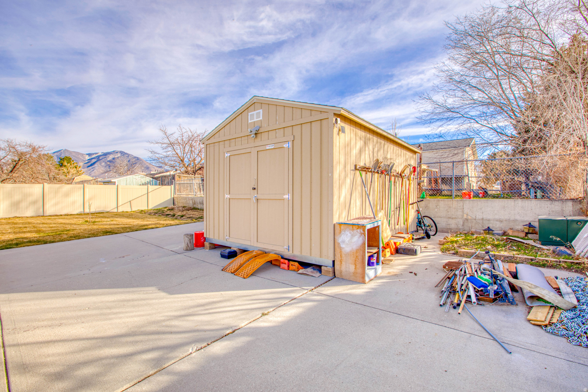 main property photo 36