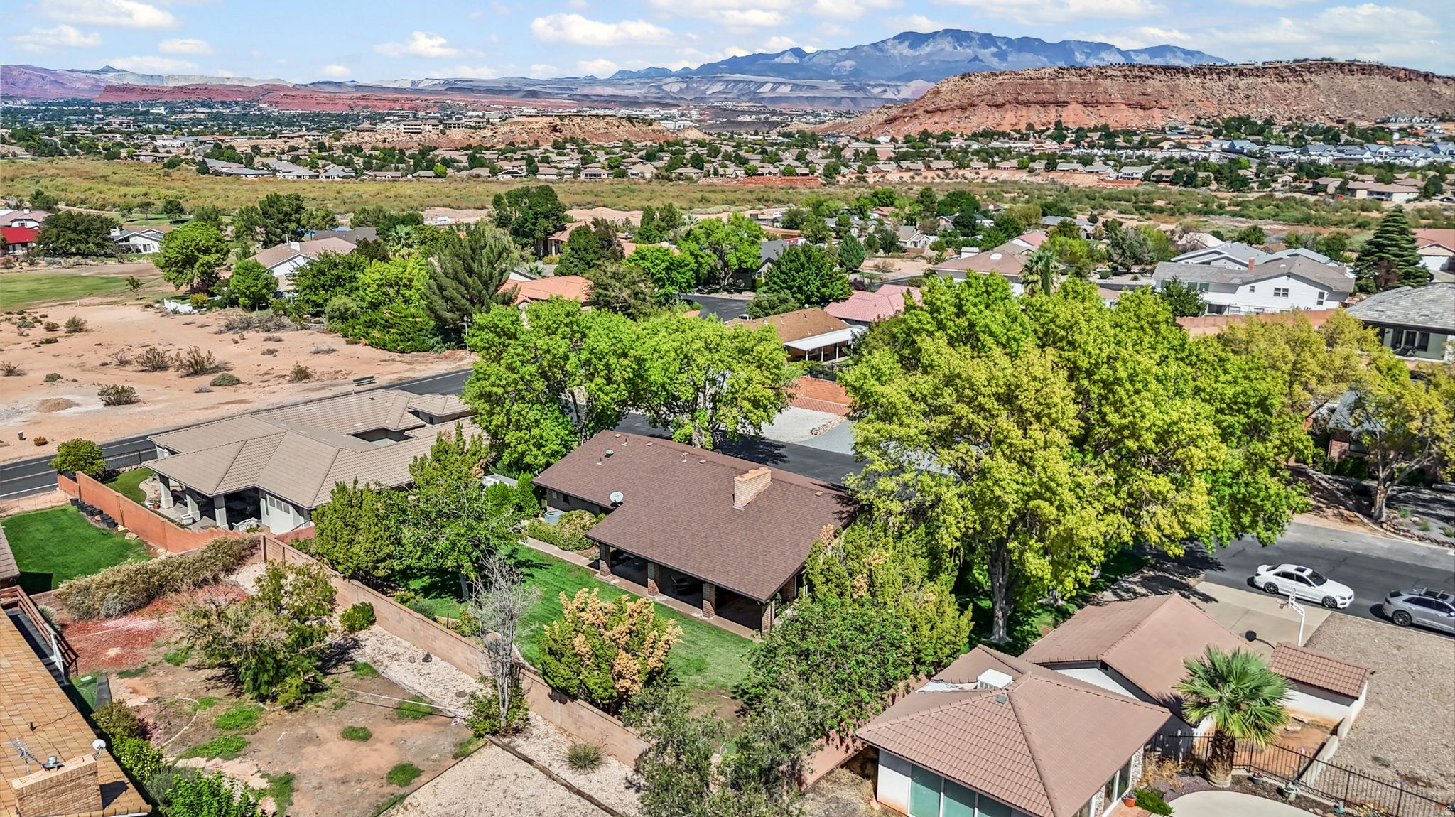 main property photo 13