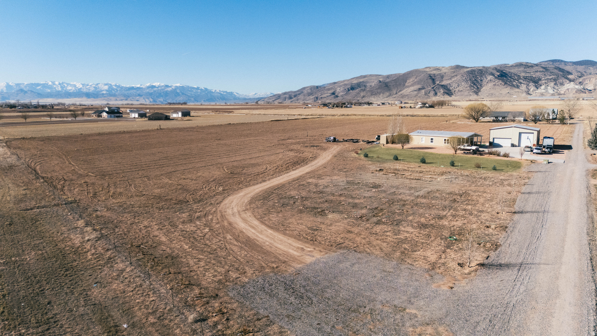 main property photo 10