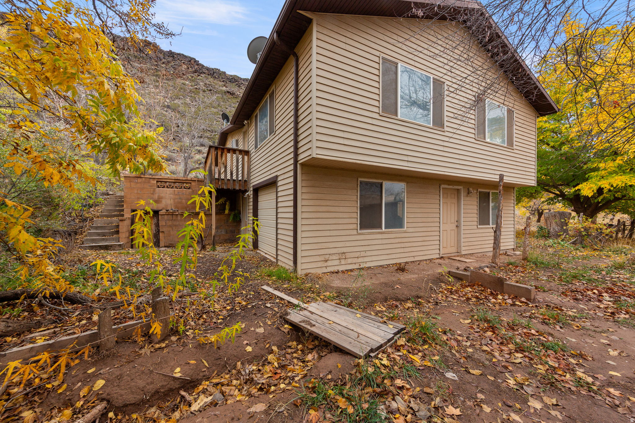 main property photo 20