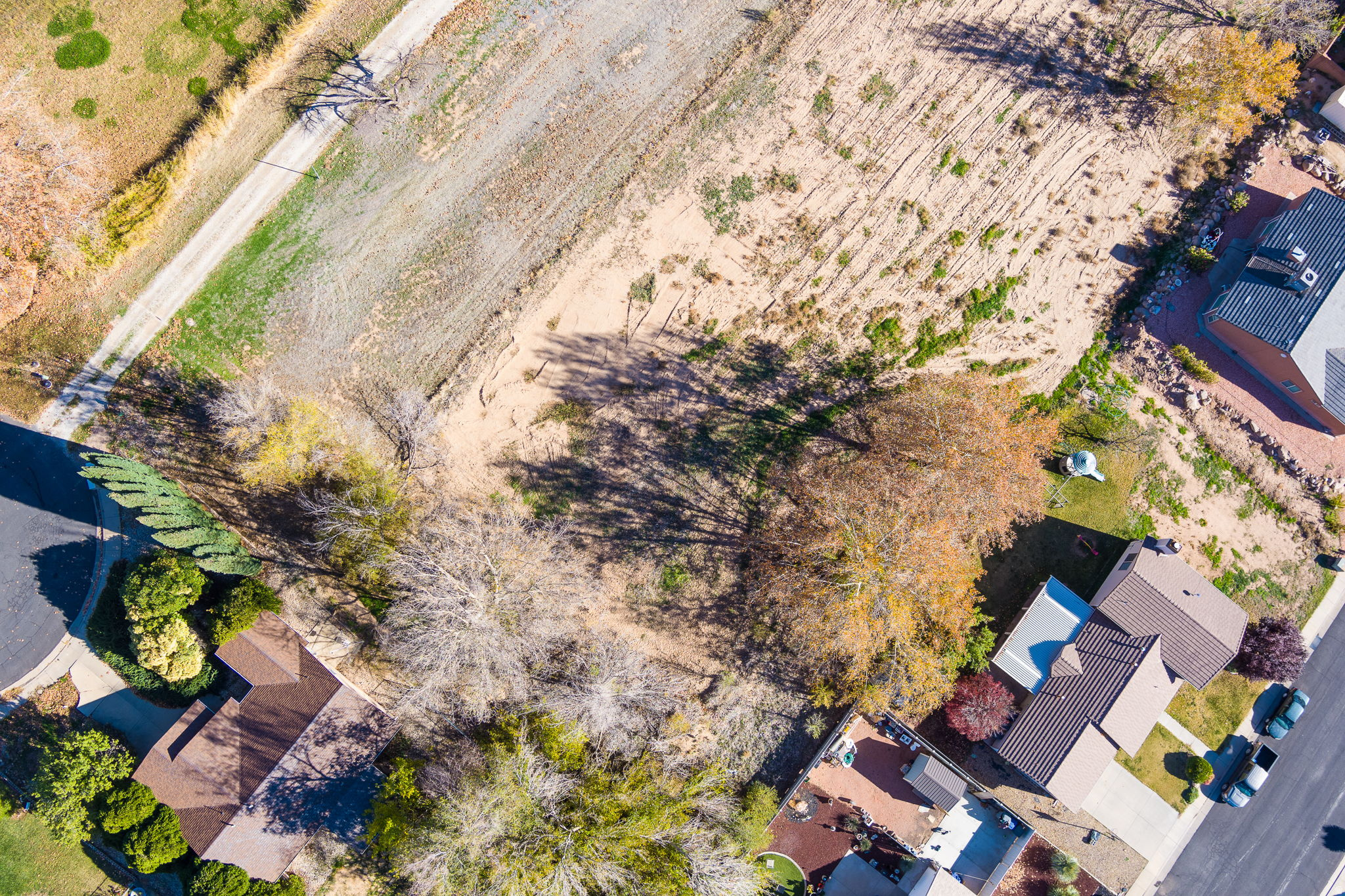 main property photo 32