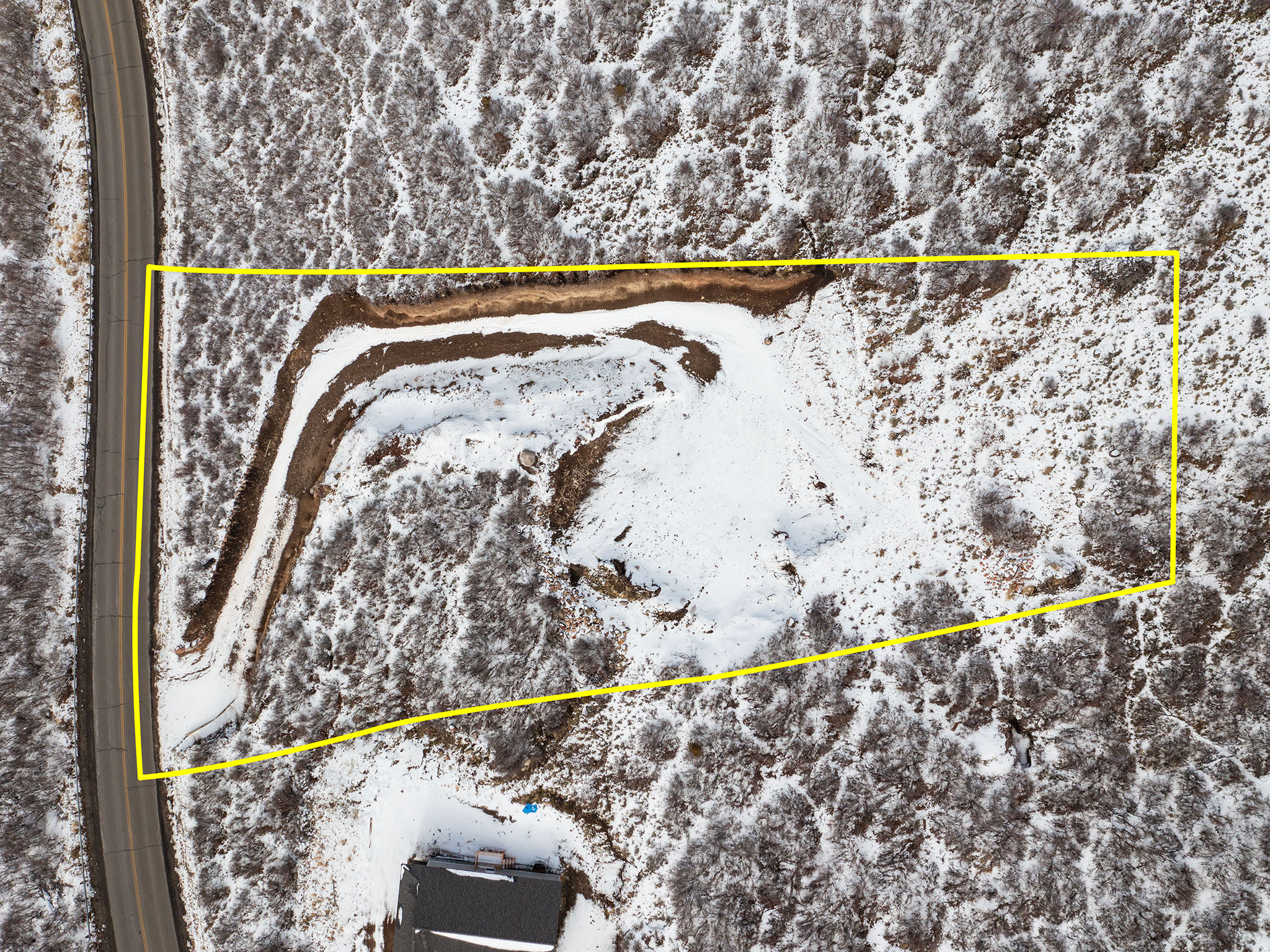 main property photo 20