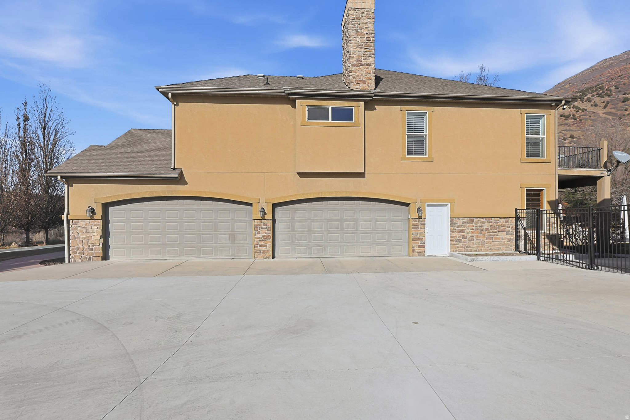 main property photo 102