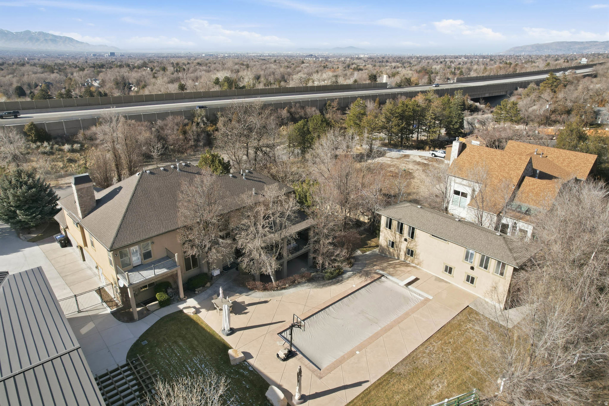 main property photo 119