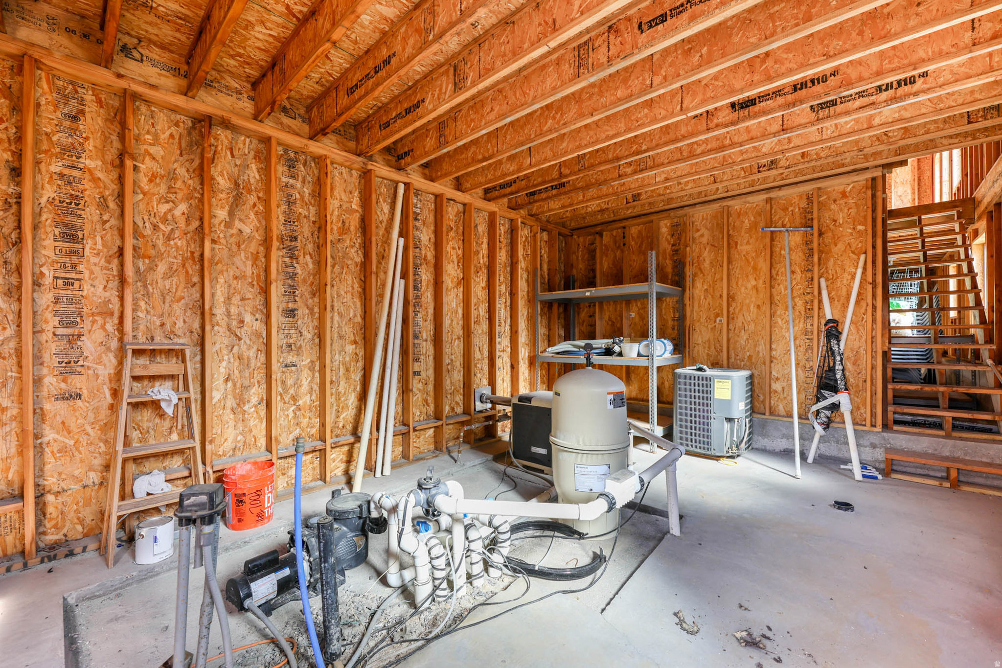 main property photo 74