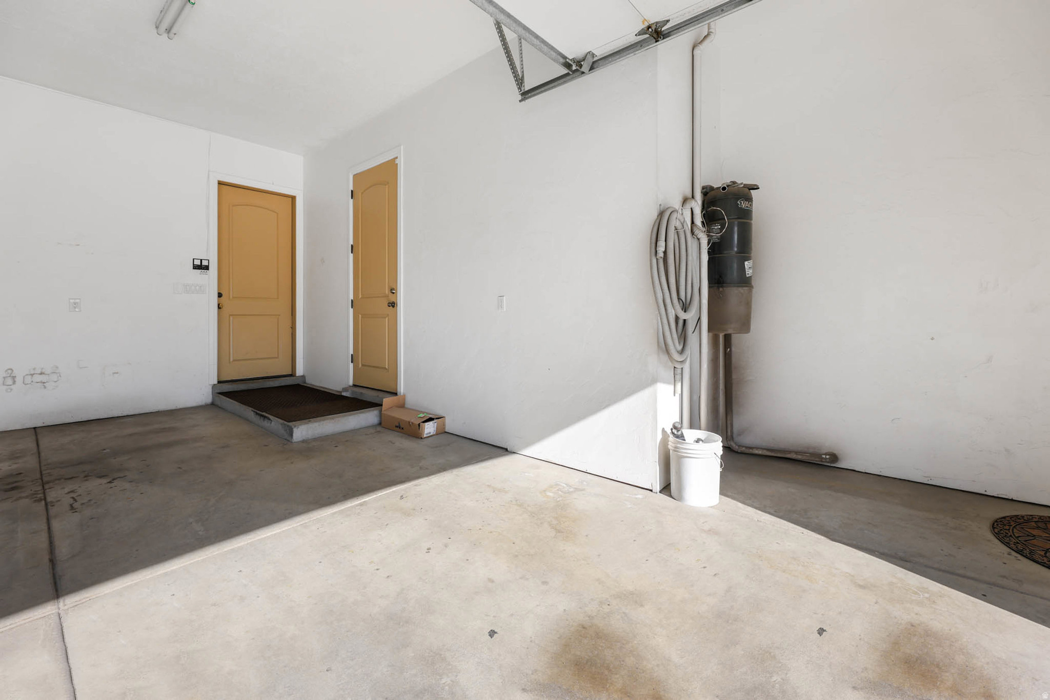 main property photo 77