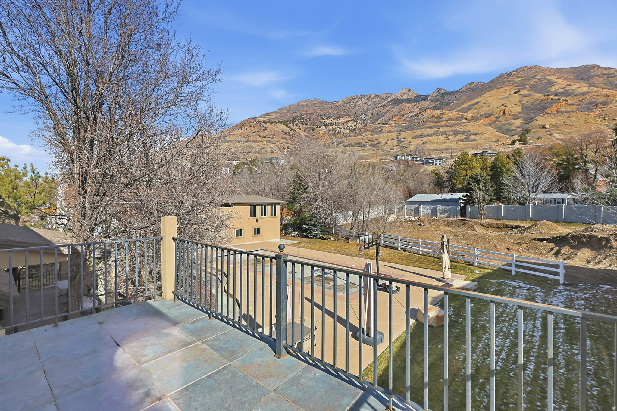 main property photo 78