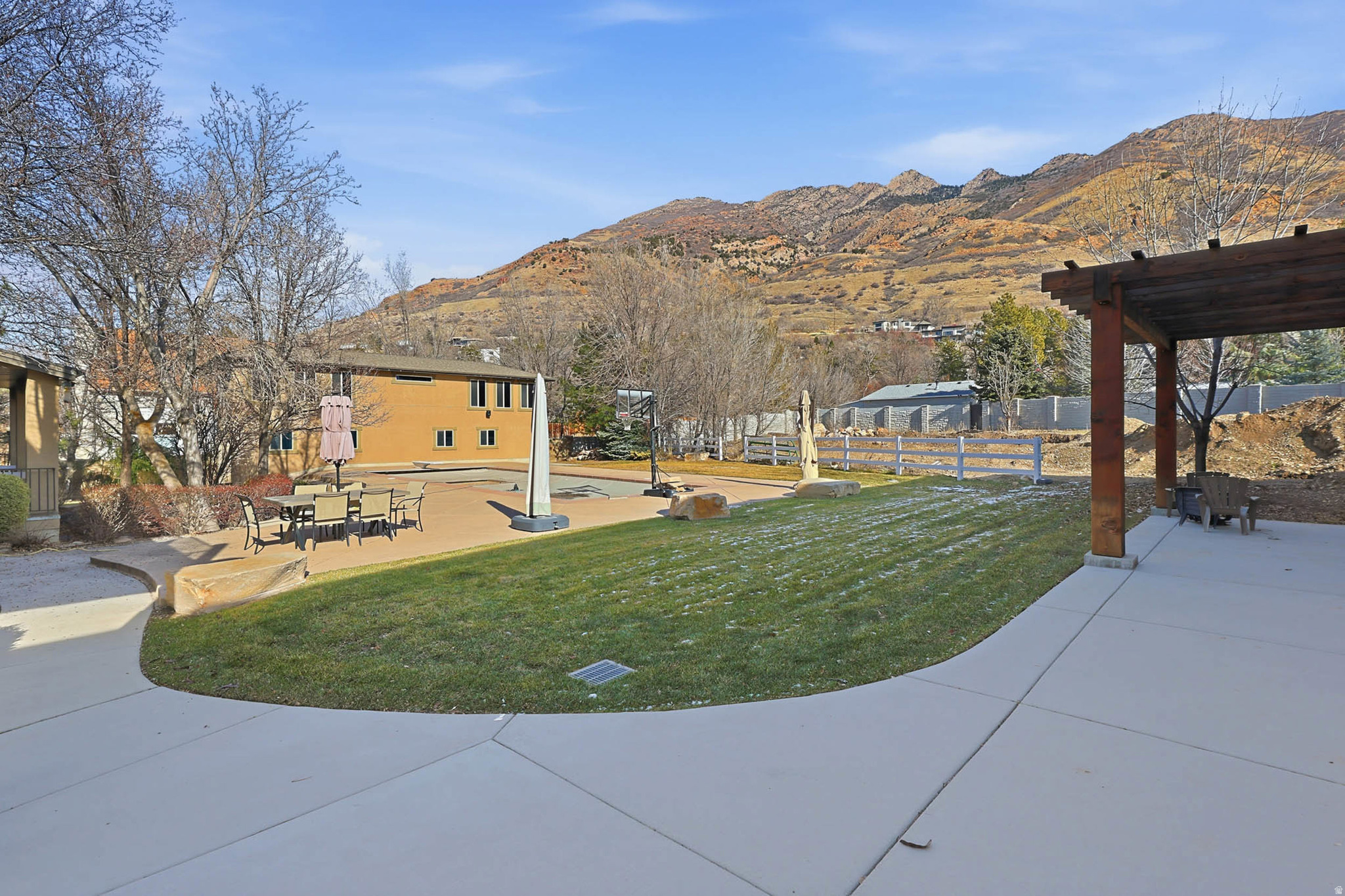 main property photo 85